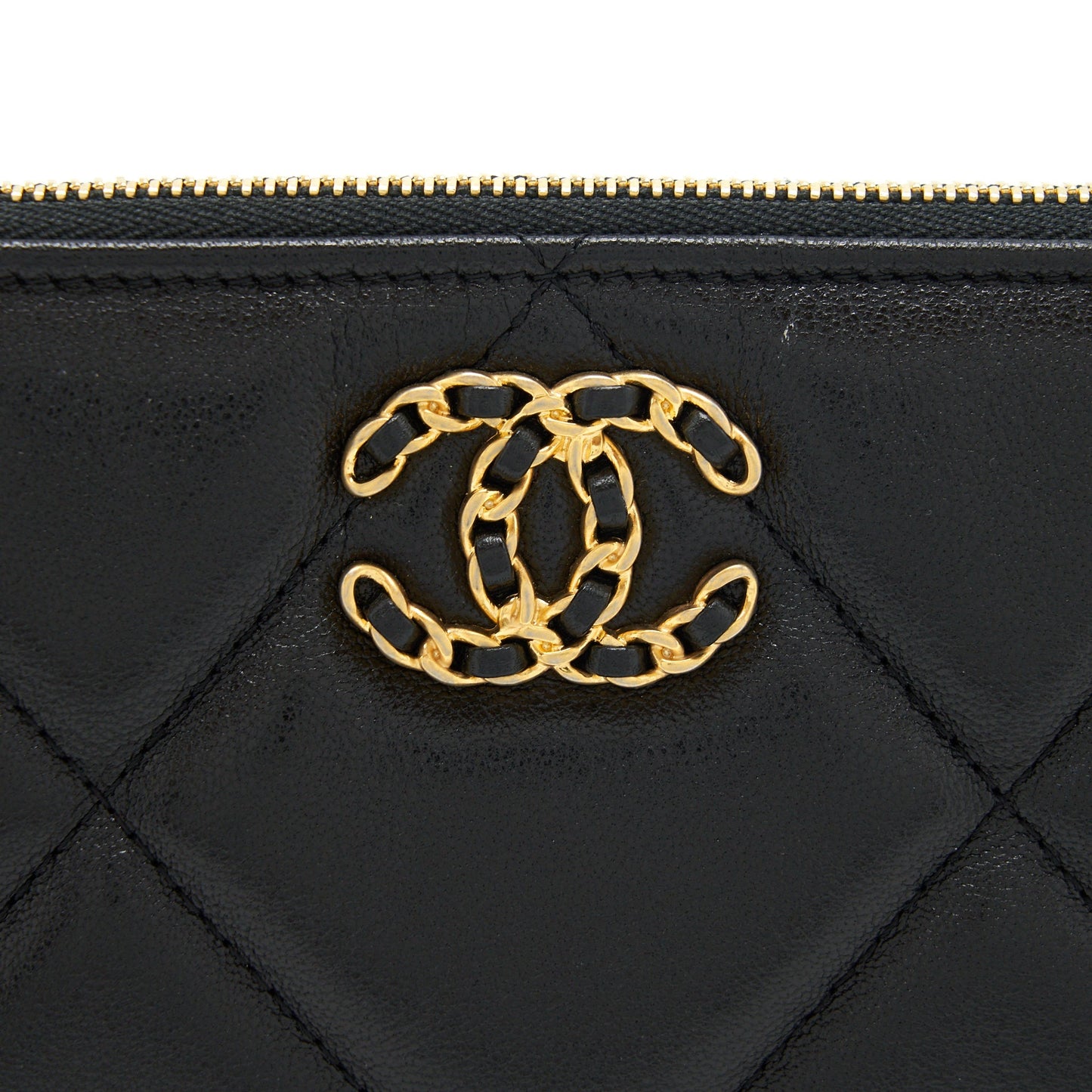 Chanel 19 Small pouch Goatskin Black GHW