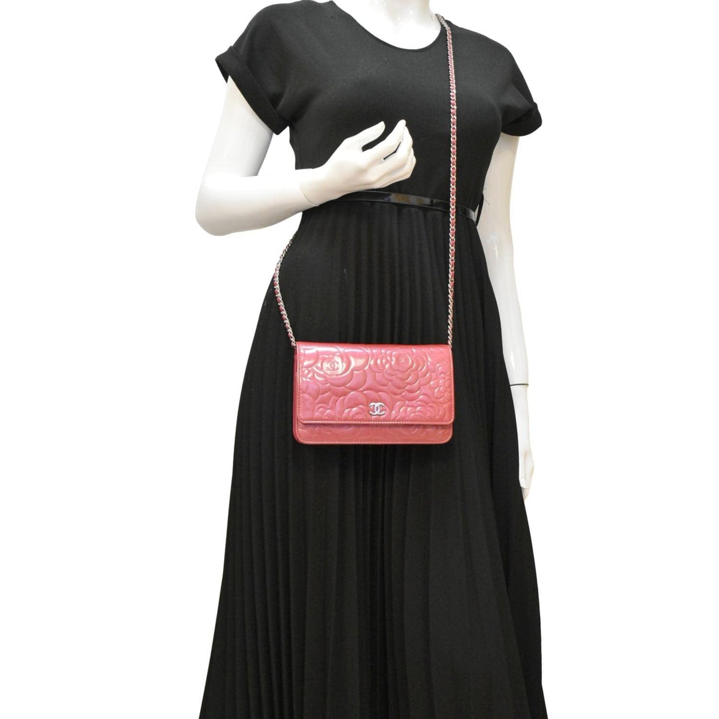 CHANEL Camellia Wallet On Chain Leather Crossbody Bag Pink