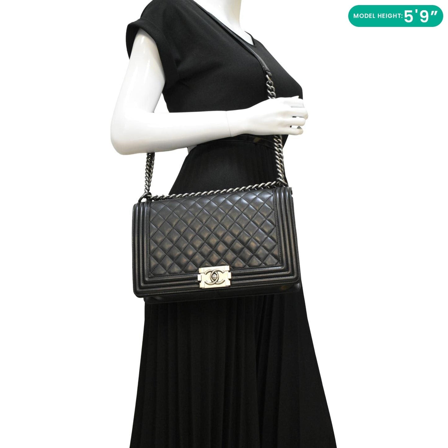 CHANEL Boy Flap Medium Quilted Leather Shoulder Bag Black