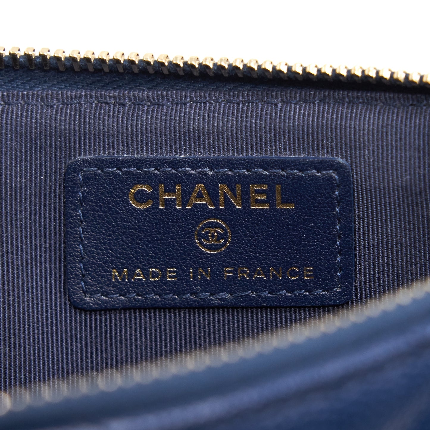 CHANEL PHONE POUCH CAVIAR NAVY BLUE