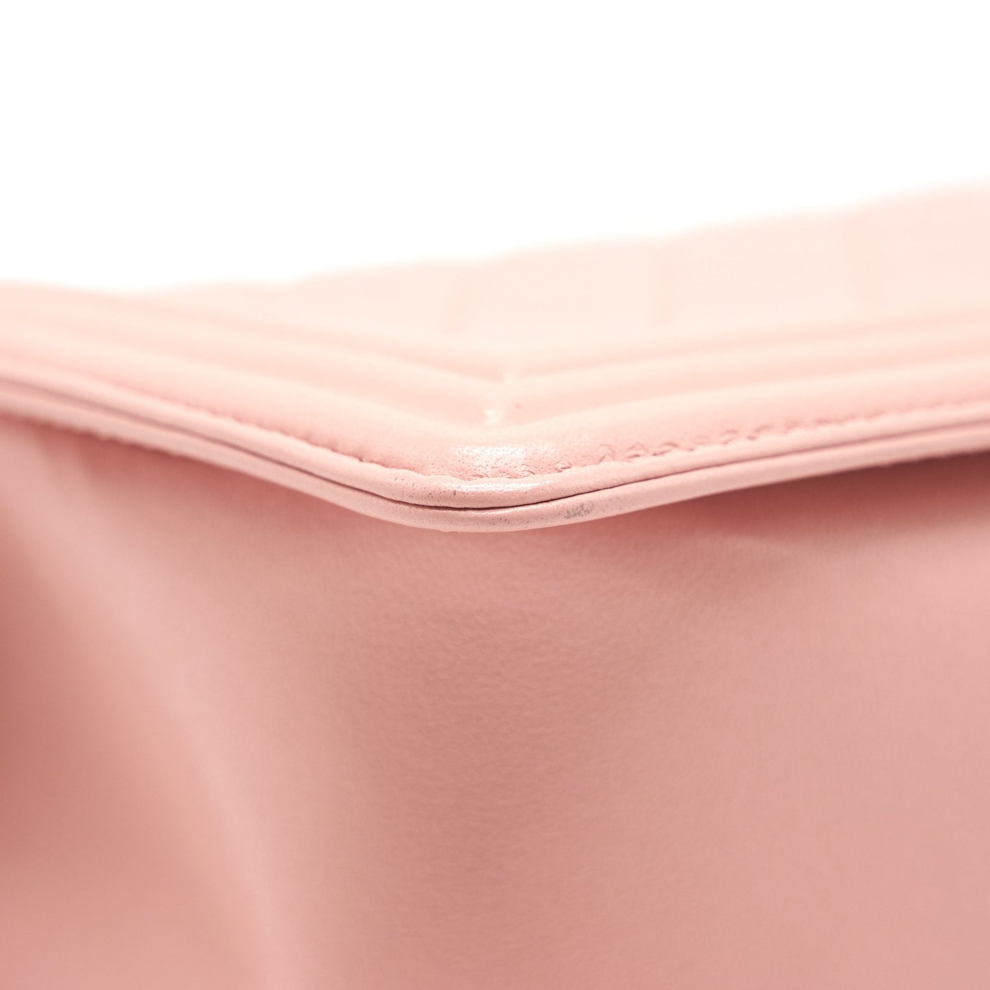 CHANEL BOY CHANEL HANDBAG LAMBSKIN PALE PINK