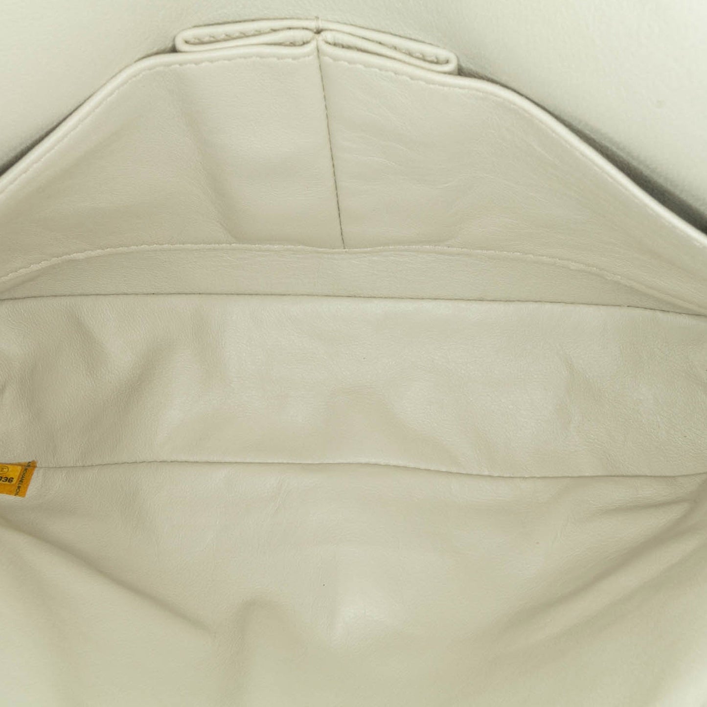 Chanel Sac Medium Classic Caviar Double Flap