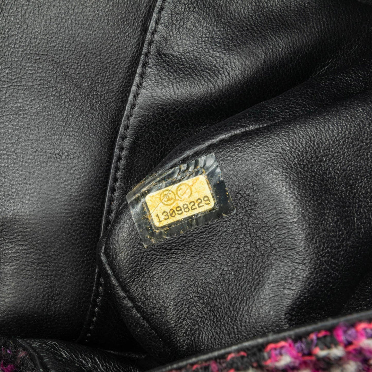 Chanel Sac Medium Classic Tweed Double Flap