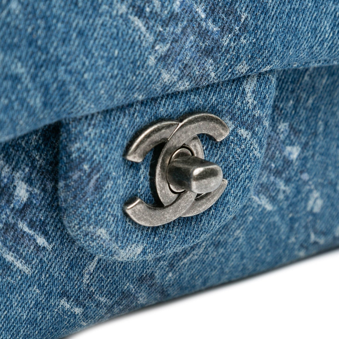 Chanel Sac Medium Classic Printed Denim Double Flap