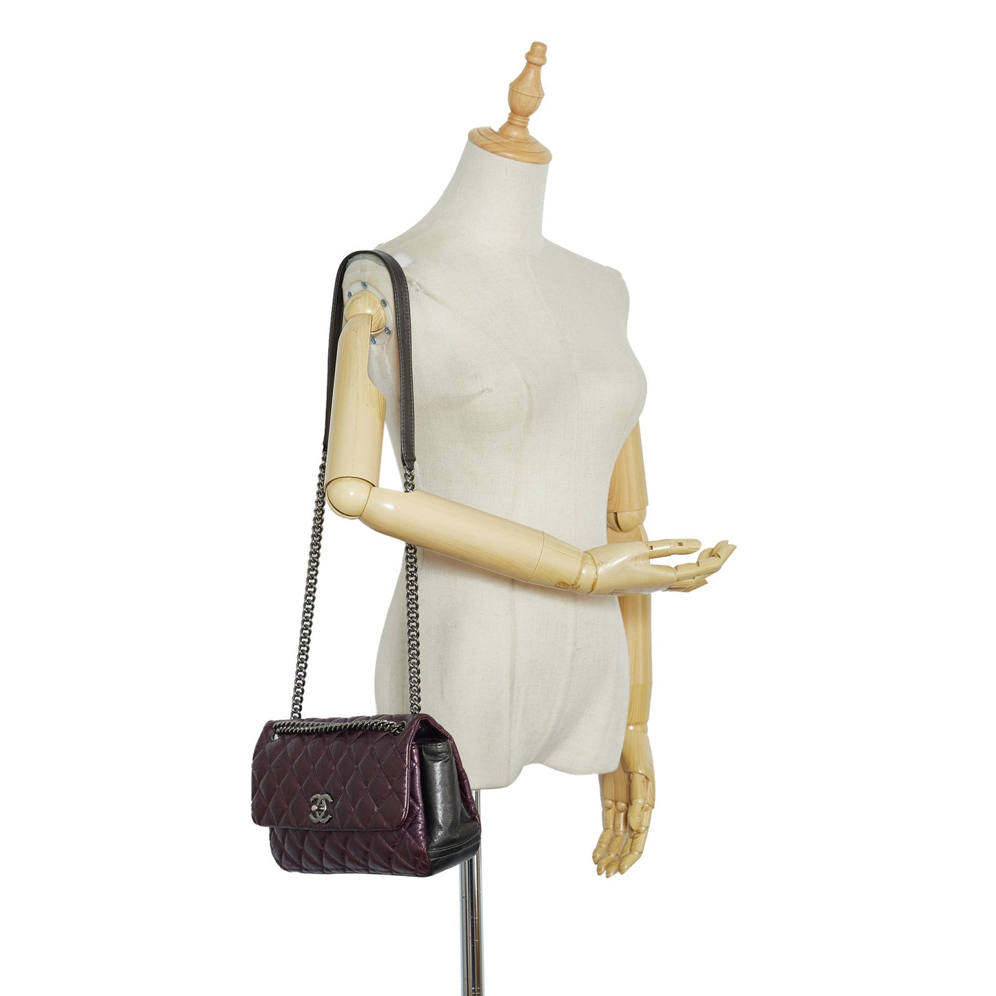 Chanel Sac Glazed Matelasse Portobello Flap Bag