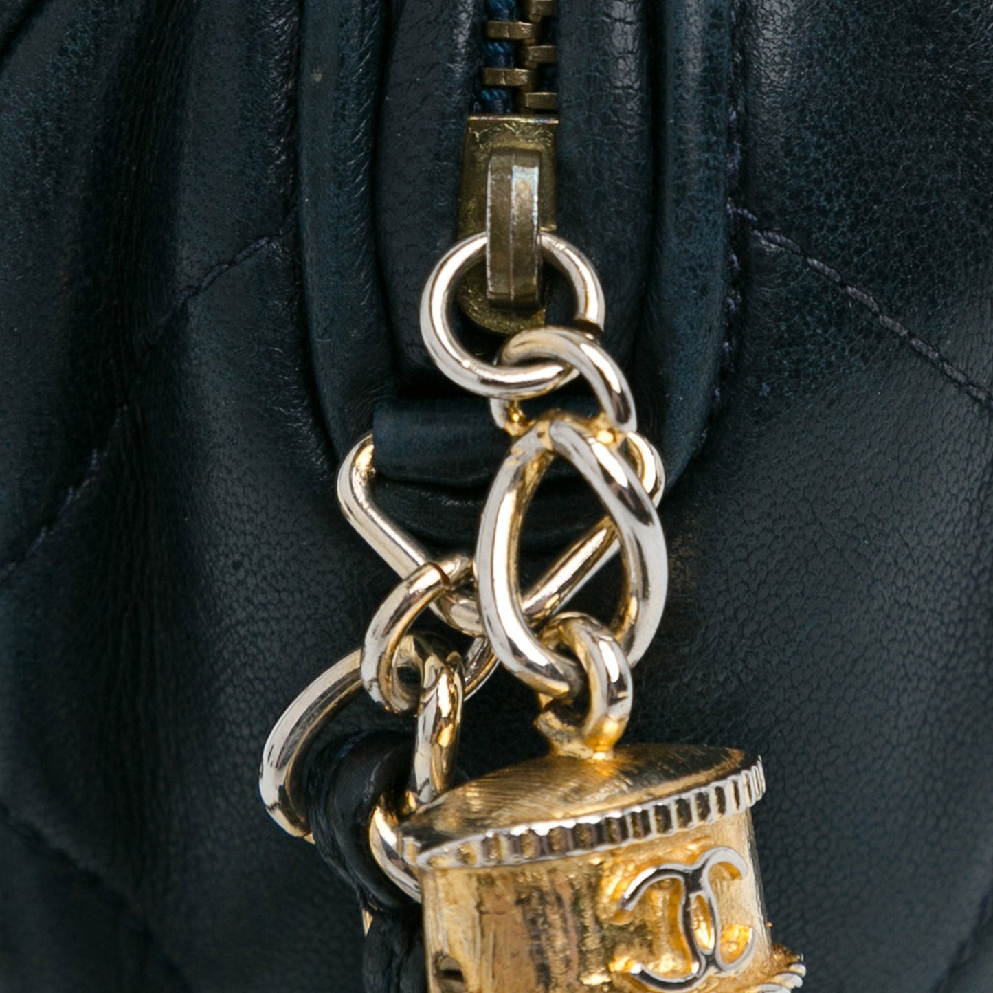 Chanel Sac CC Lambskin Tassel Shoulder Bag