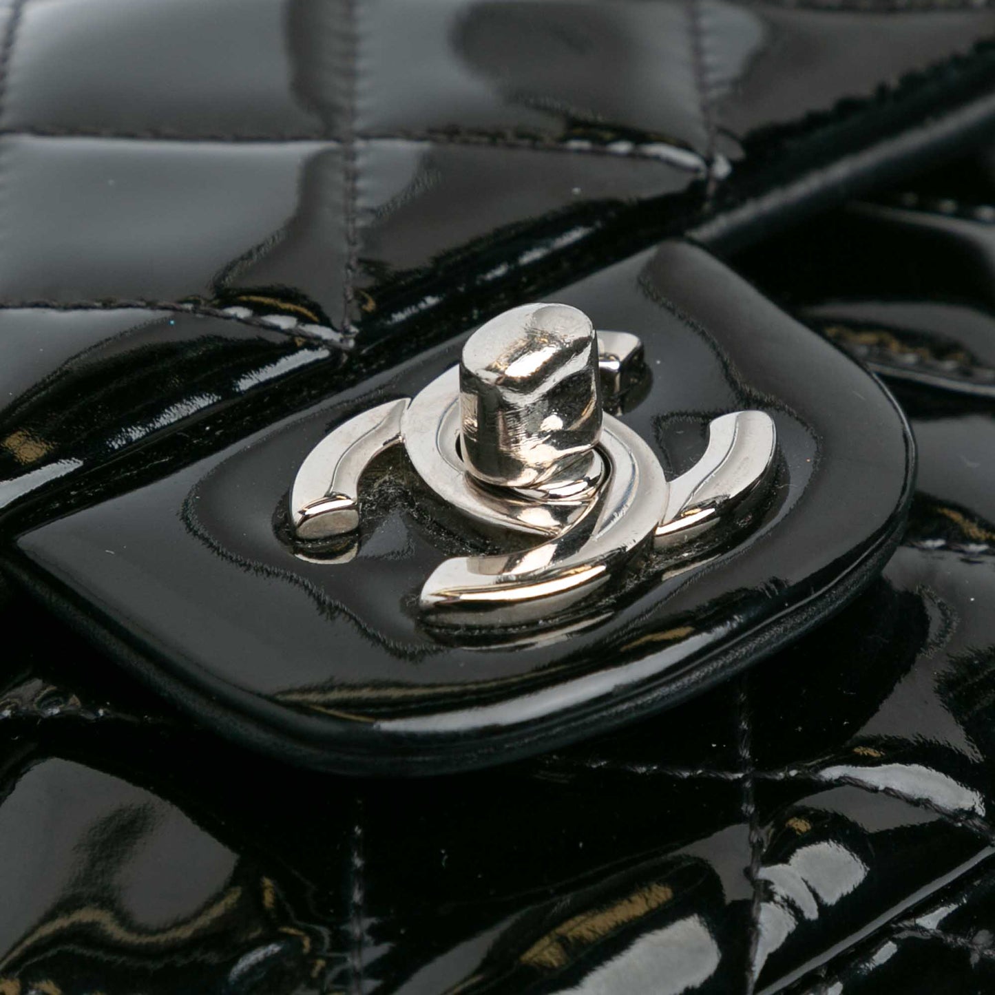 Chanel Sac Mini Rectangular Classic Patent Single Flap