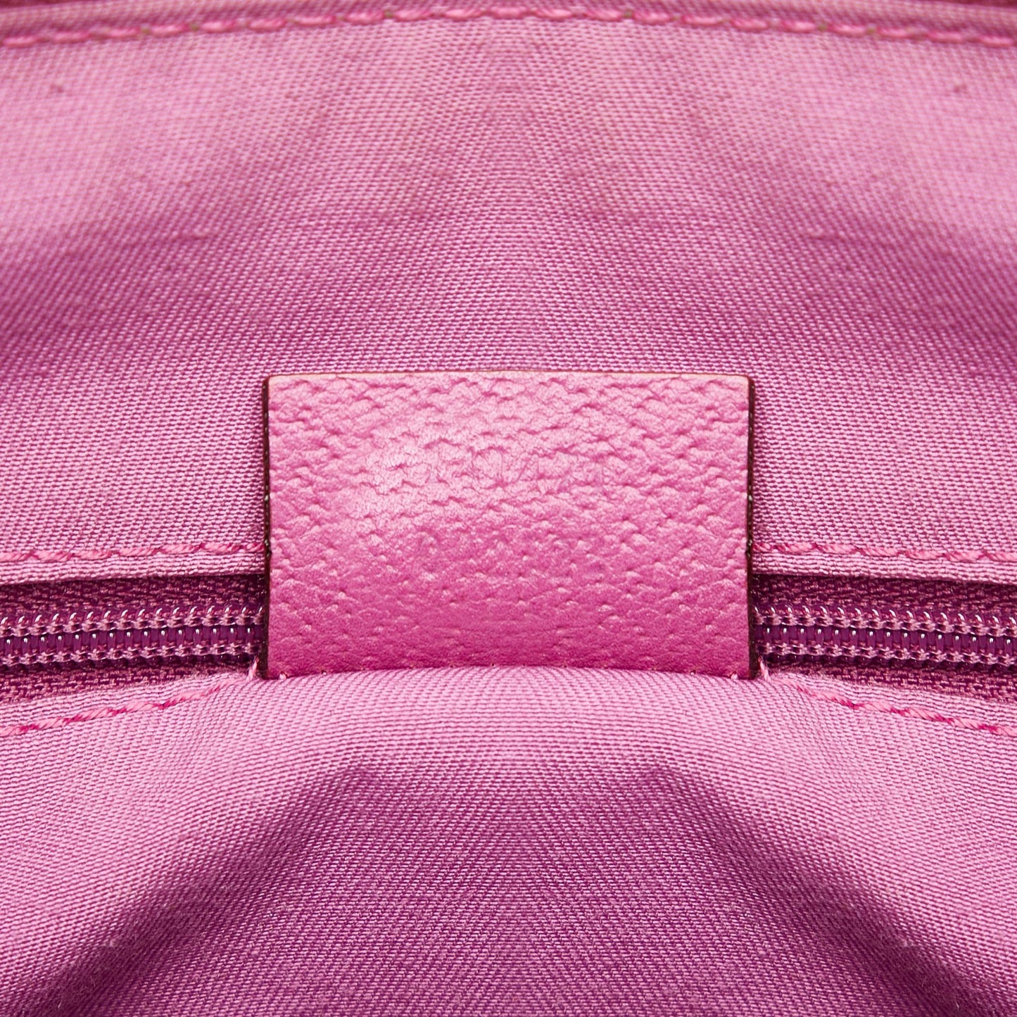 Gucci Abbey Leather Handbag (SHG-30811)