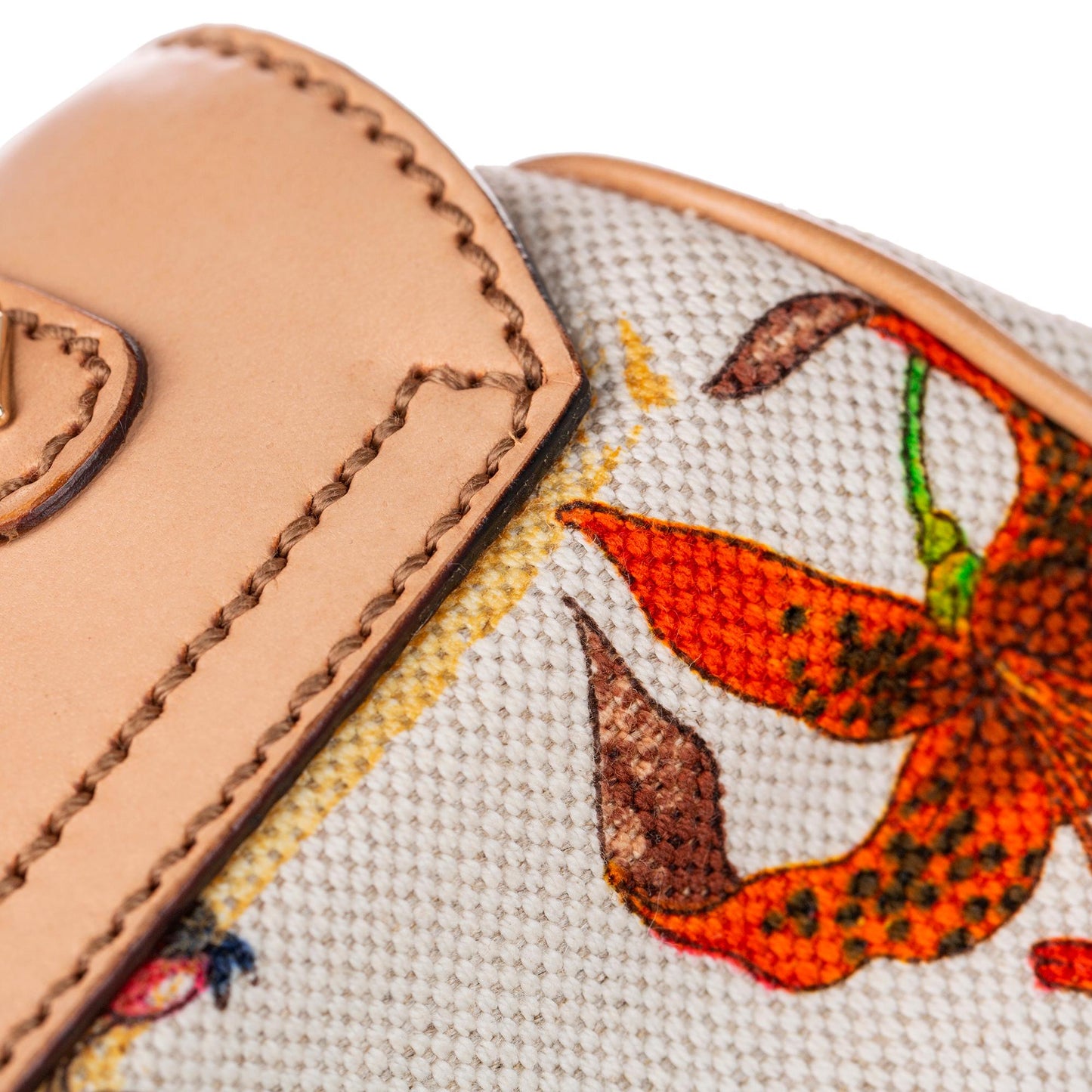 Gucci Bamboo Flora Nailhead Canvas Handbag (SHG-30469)