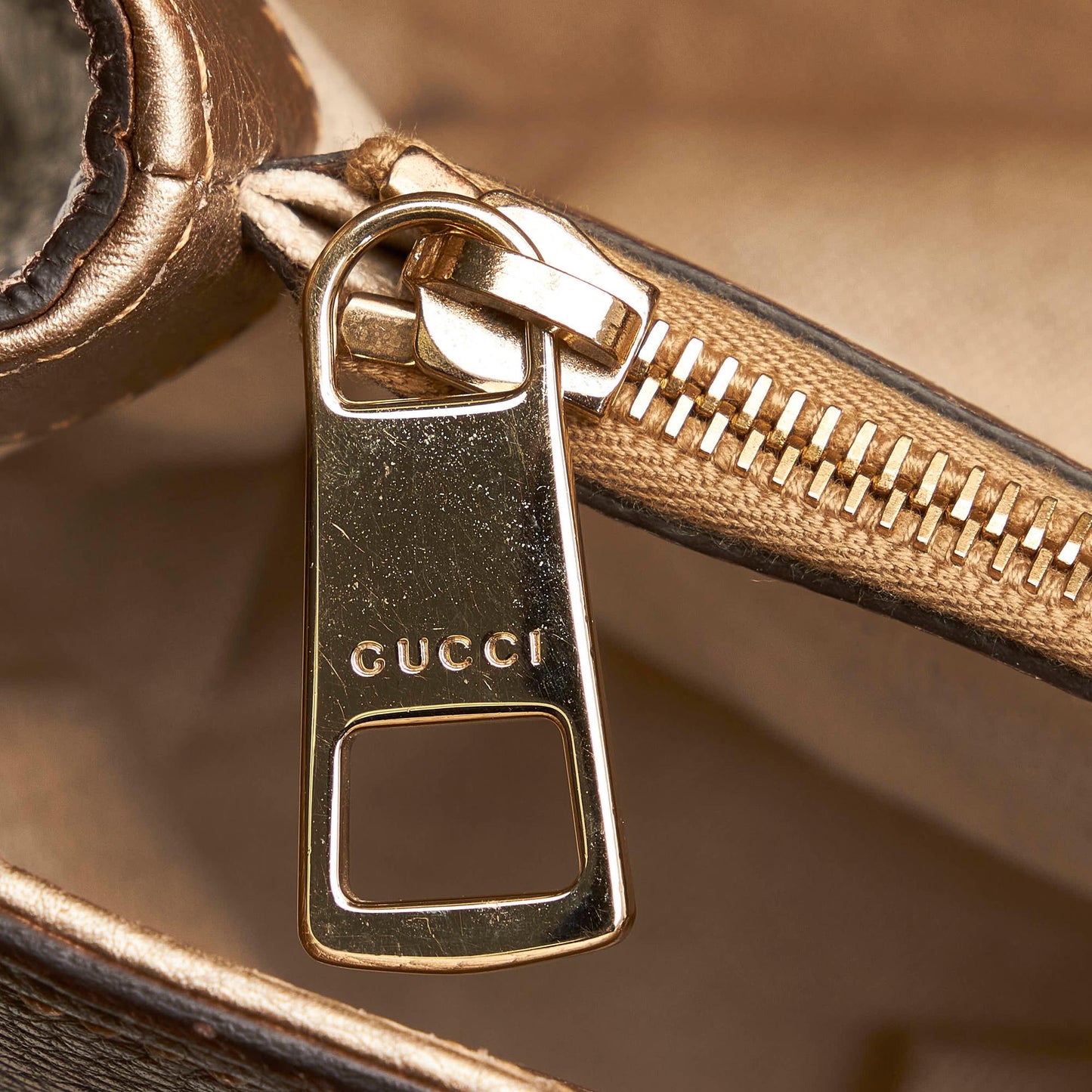 Gucci Bamboo Shopper Leather Satchel (SHG-31045)
