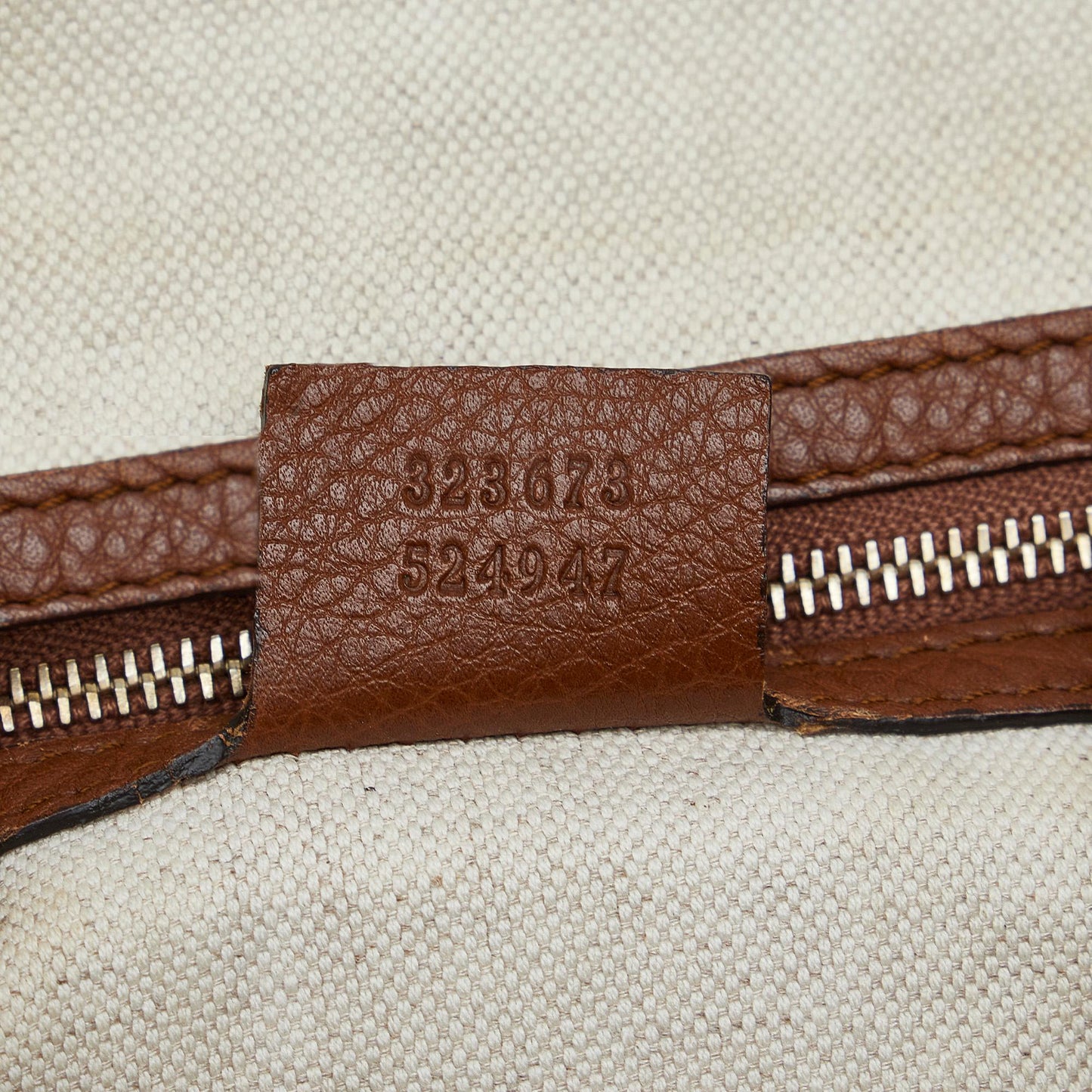 Gucci Bree Shoulder Bag (SHG-SUqv74)