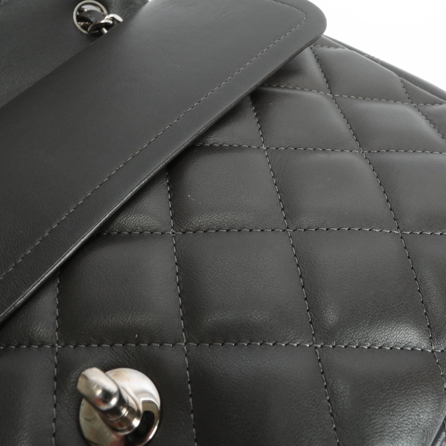 CHANEL Classic Jumbo Double Flap Lambskin- Grey