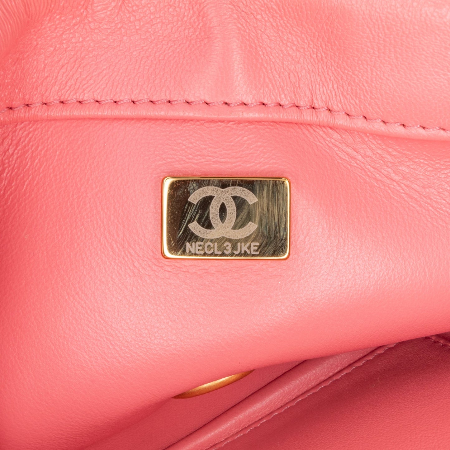 Chanel Sac Mini Lambskin Pending CC Flap