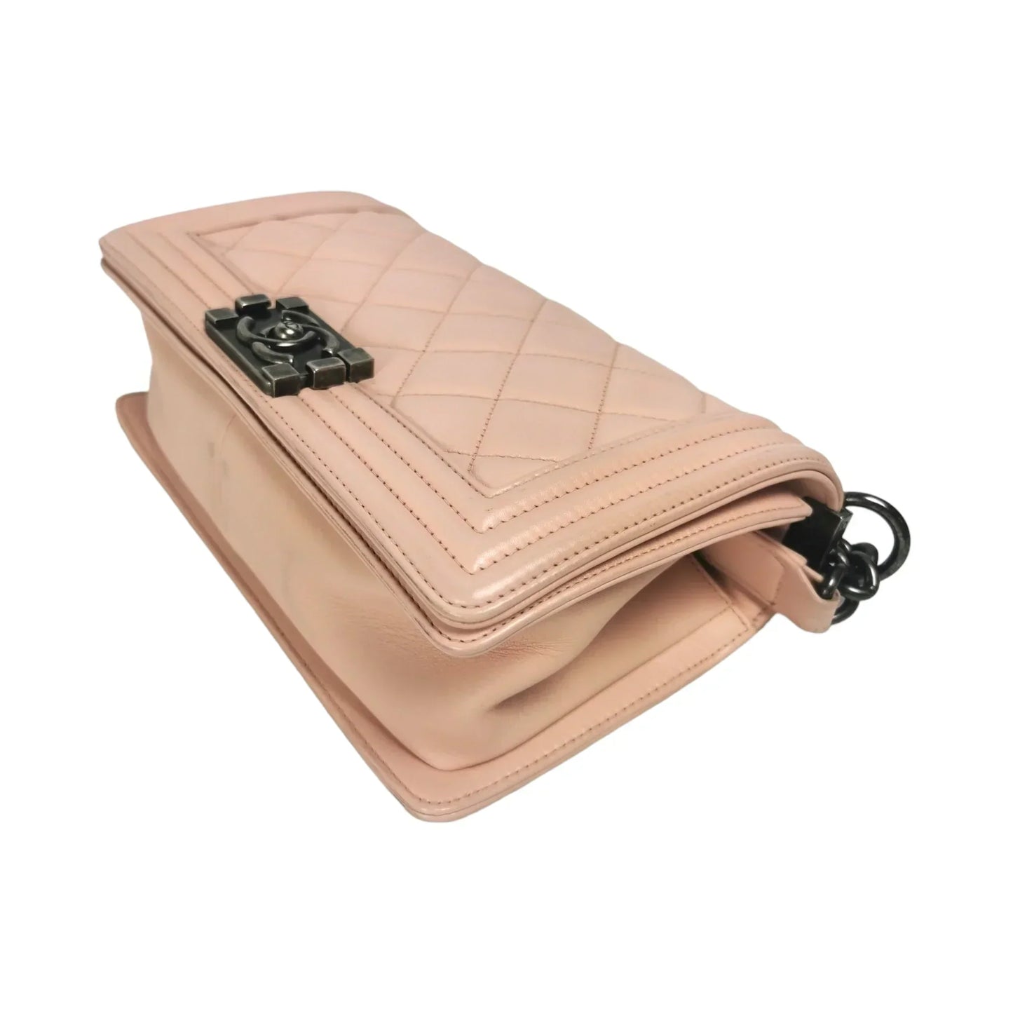 Chanel Boy Medium Light Pink Calfskin Ruthenium