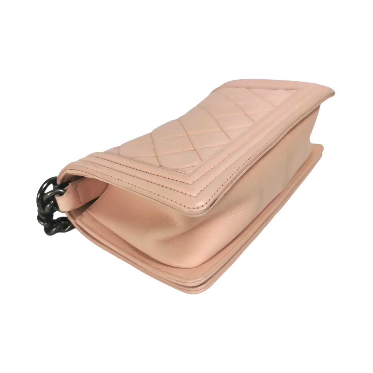 Chanel Boy Medium Light Pink Calfskin Ruthenium