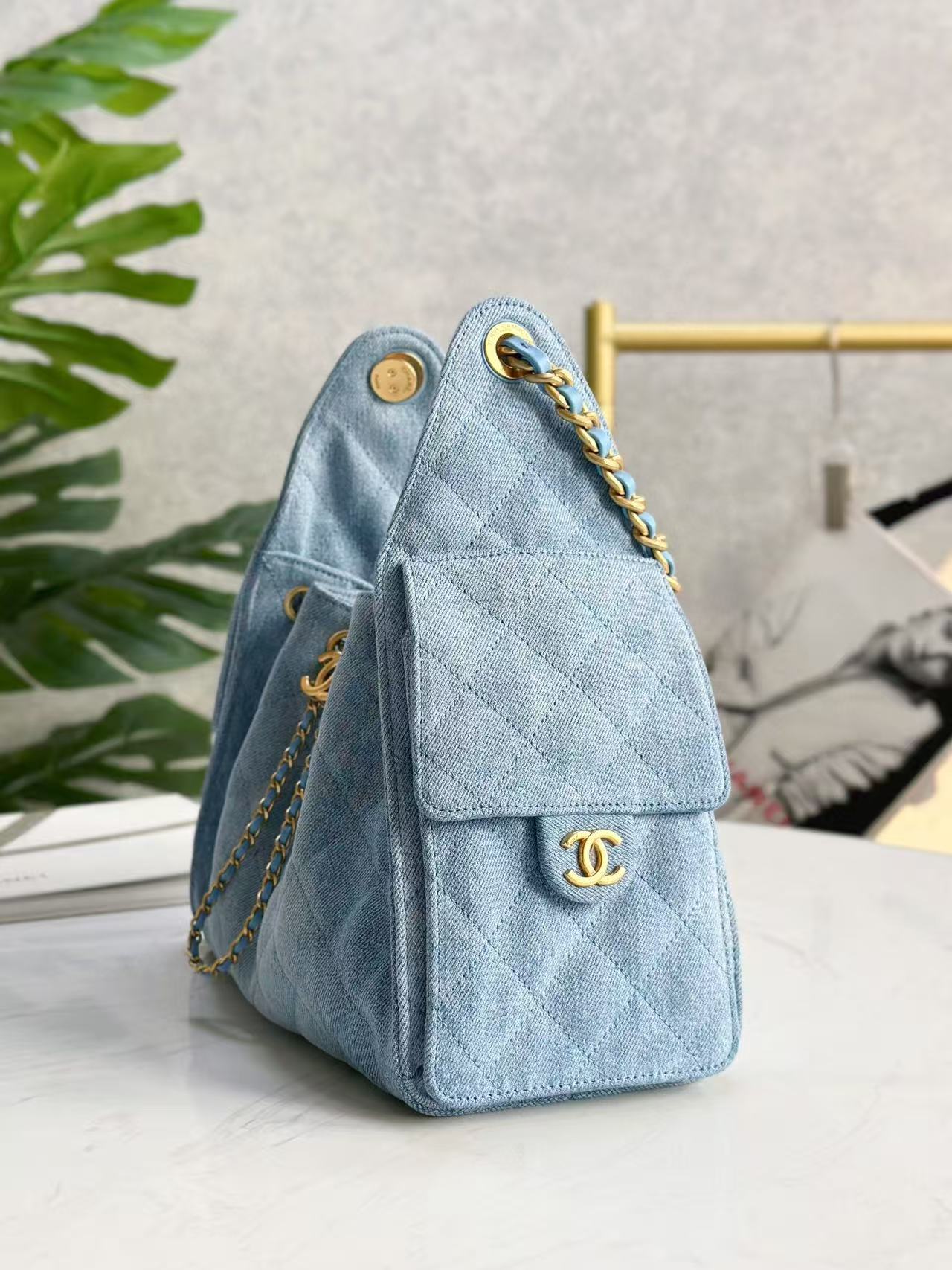 CHANEL 25C Hobo Bag 30cm Light Blue Denim