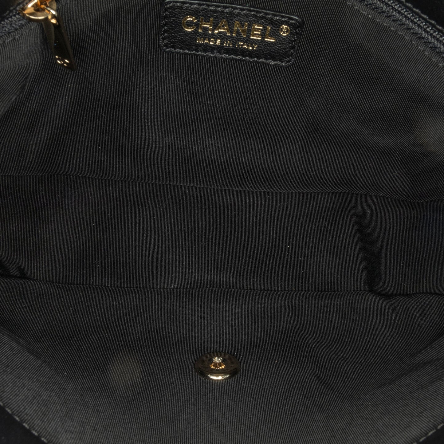 Chanel Sac Medium Tweed Pearl Handle Flap