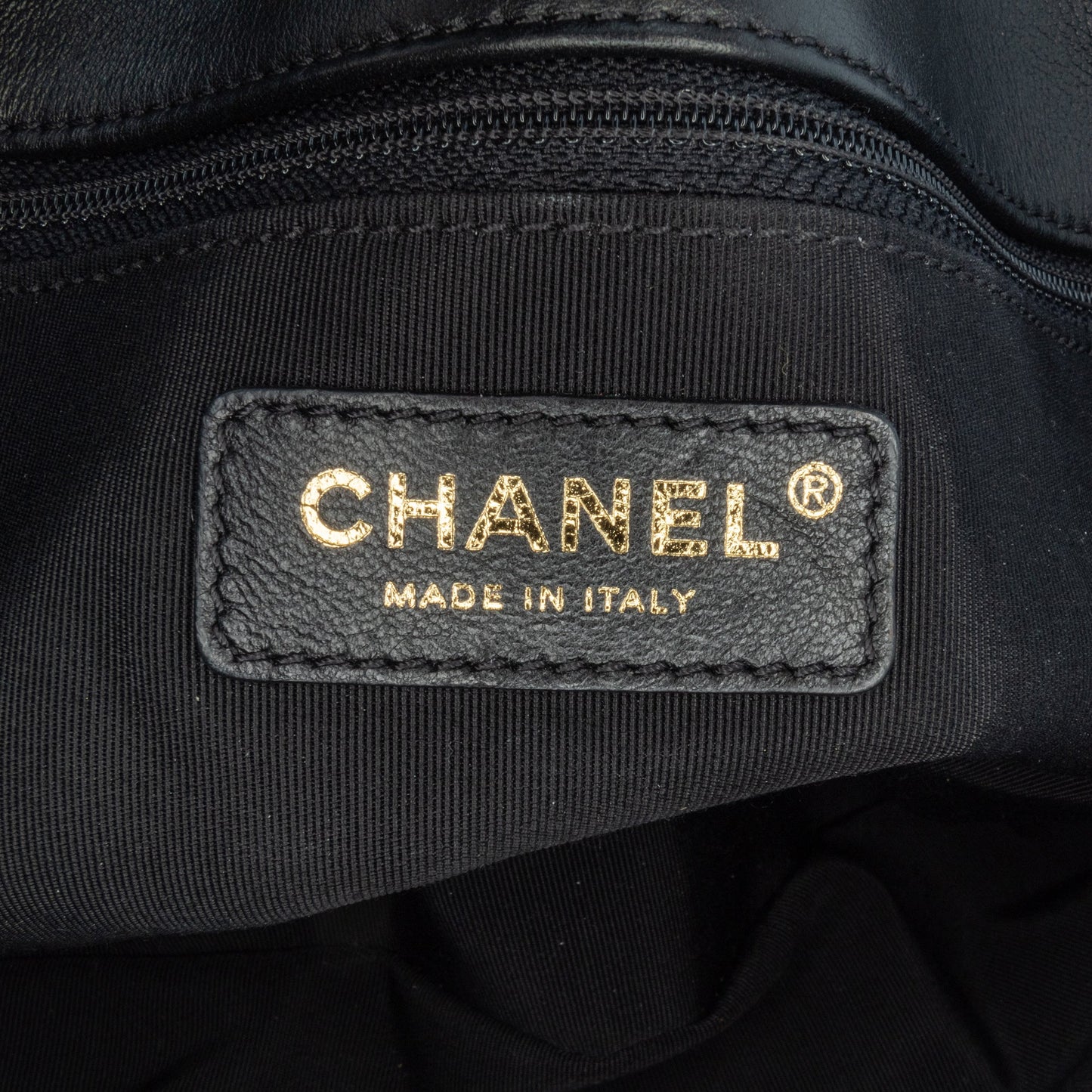 Chanel Sac Medium Tweed Pearl Handle Flap