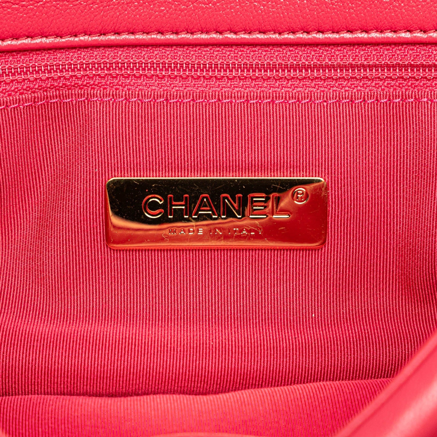 Chanel Sac Large Lambskin 19 Flap