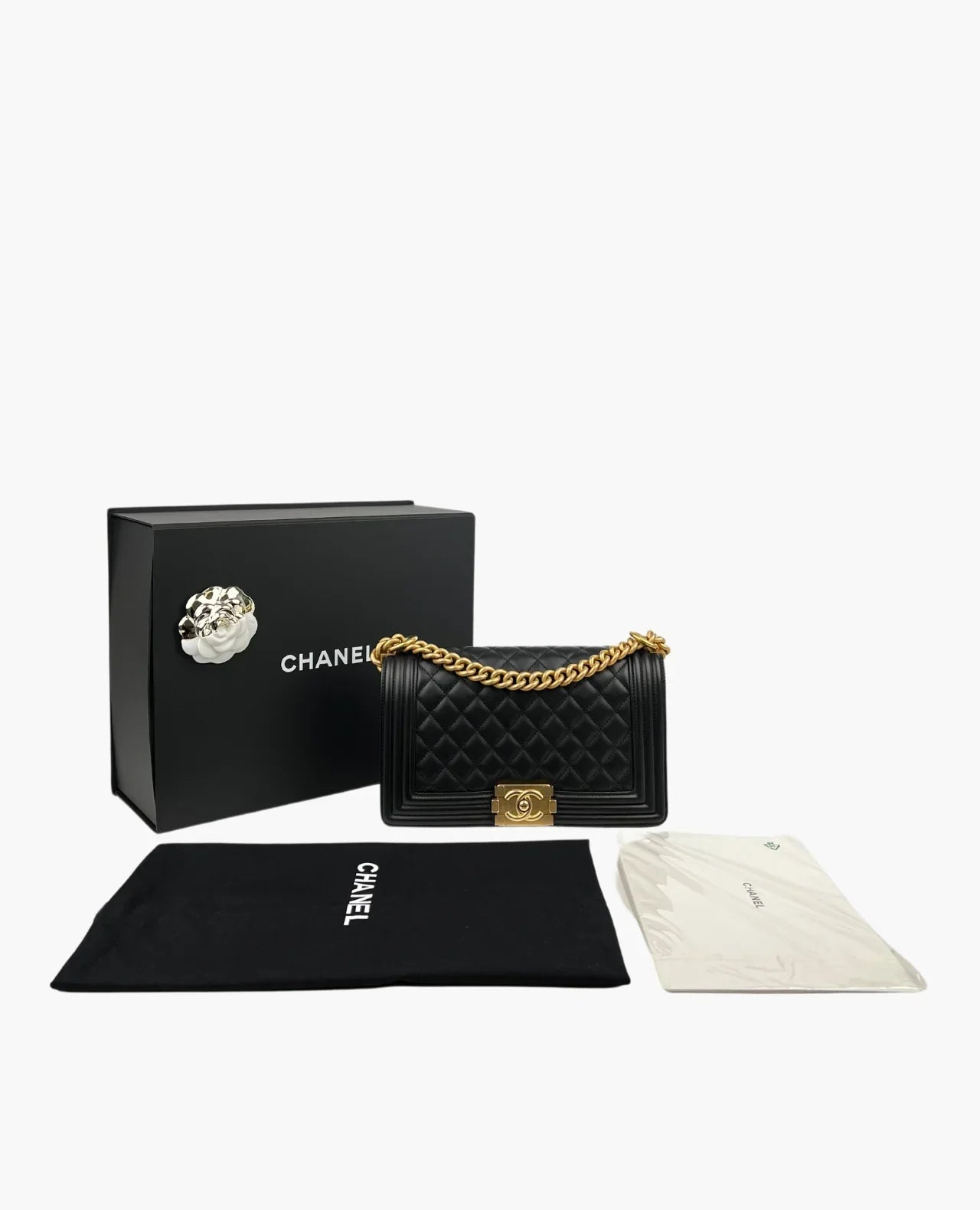 Chanel Sac Boy Medium en cuir noir