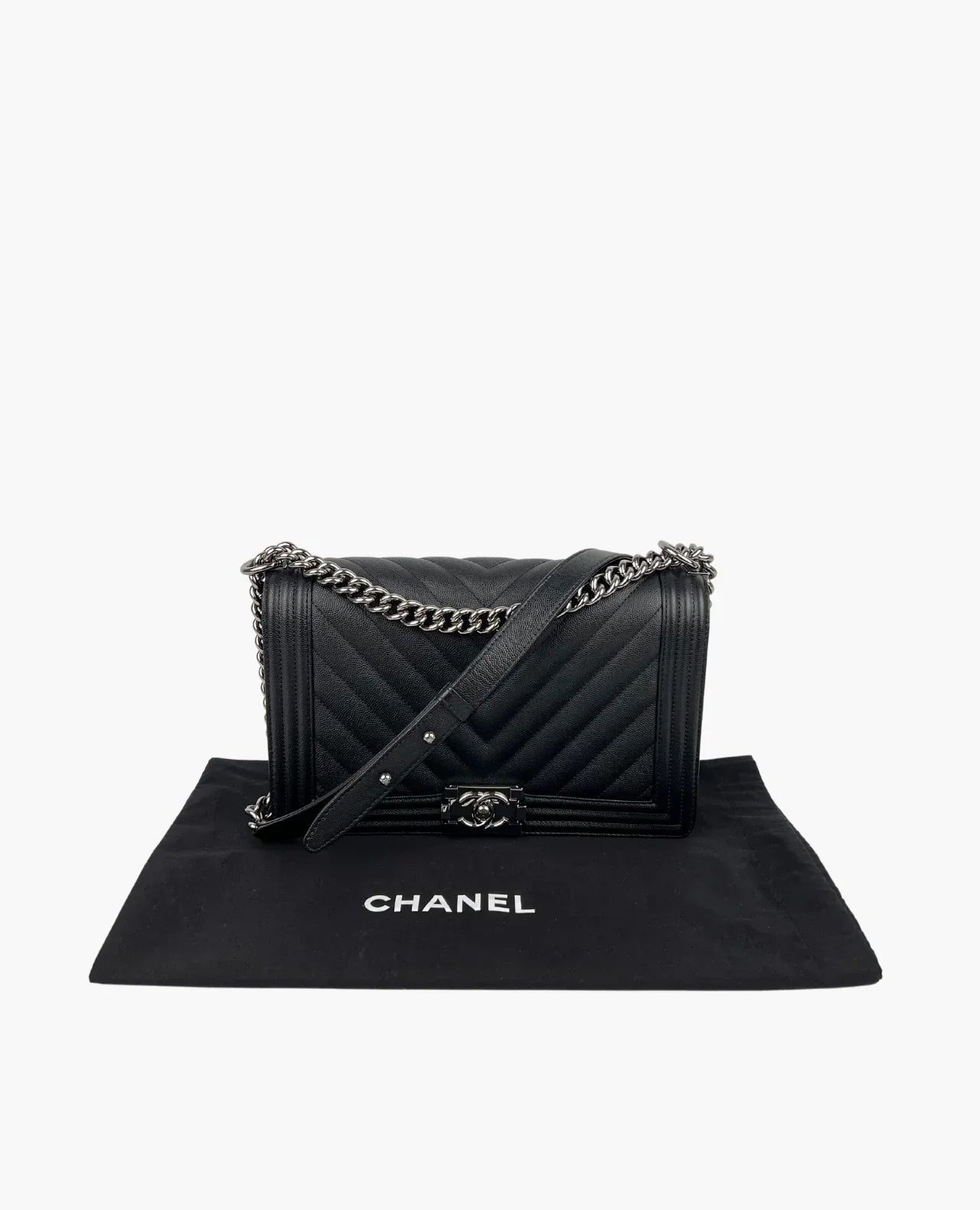 Chanel Sac Boy Grand Edition Chevron en cuir noir
