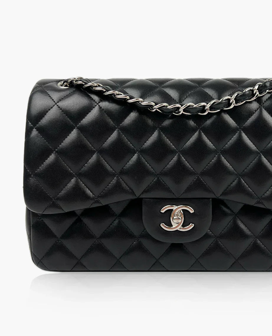 Chanel Sac Timeless / Classique Jumbo en cuir noir