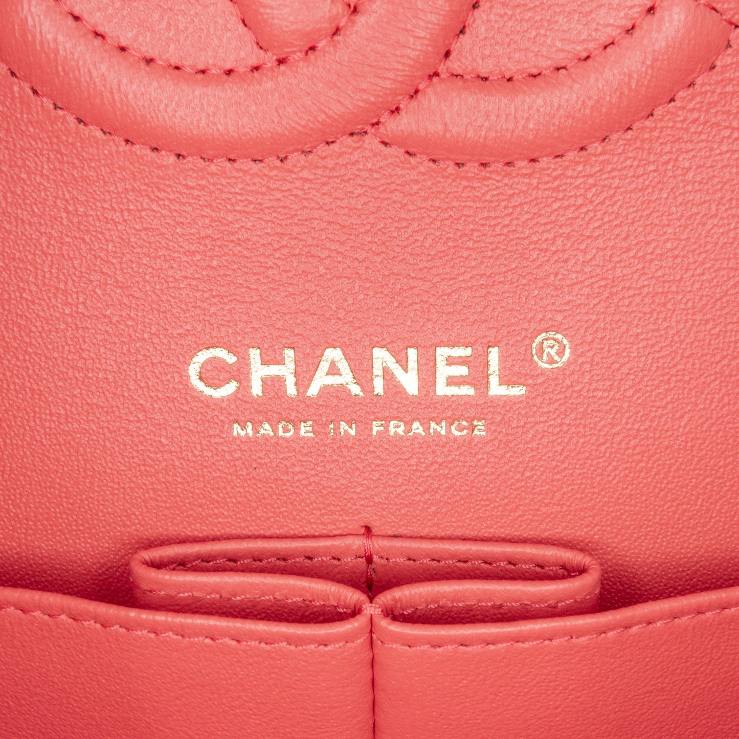 Chanel Sac Medium Classic Chevron Lambskin Double Flap