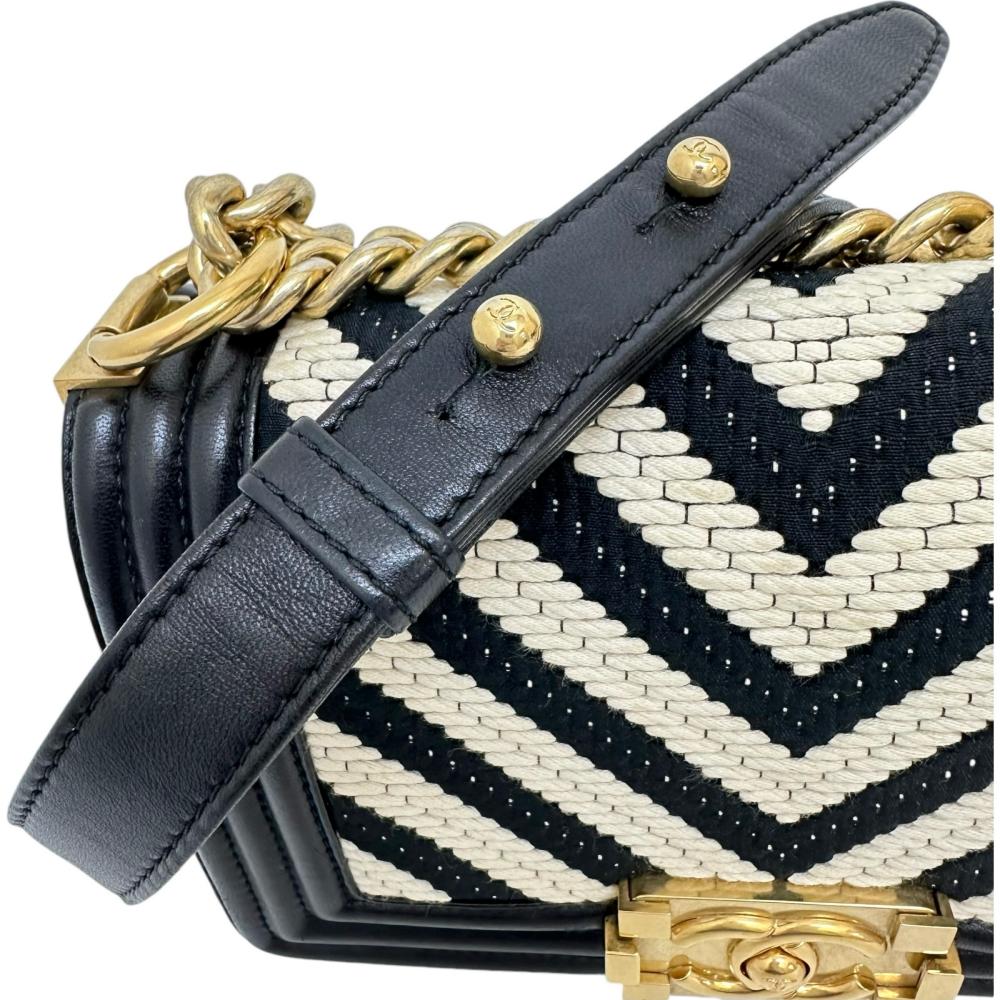 Chanel Boy V-Stitch Leather Shoulder Bag