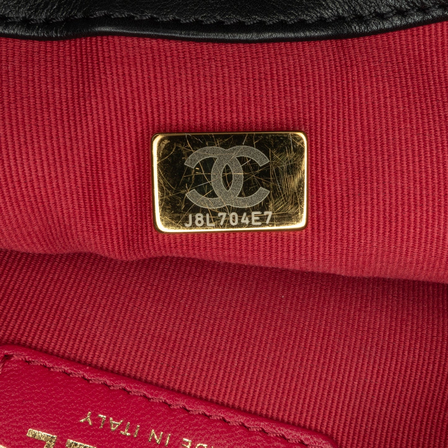 Chanel Sac Small Quilted Calfskin Framing Chain Flap