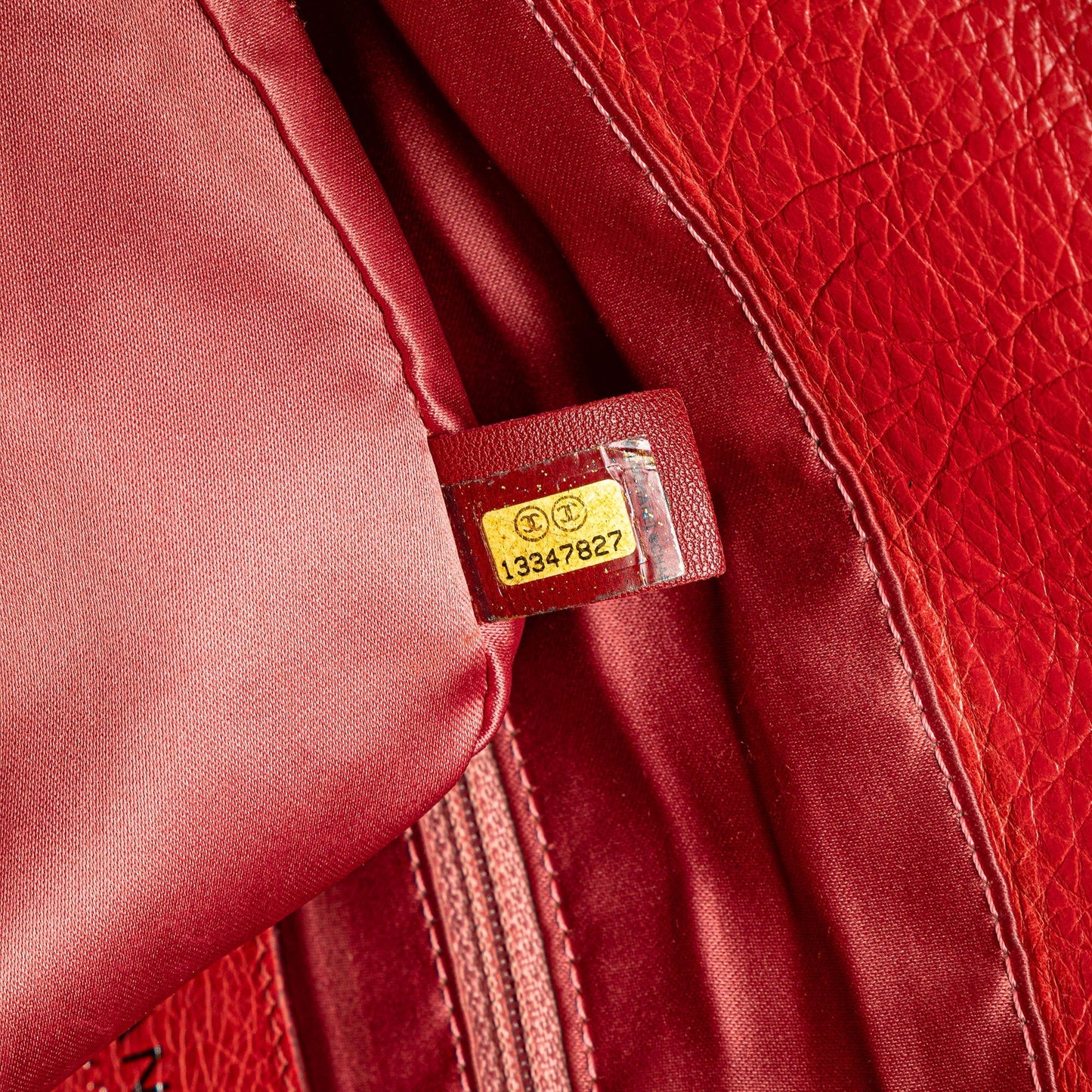 Chanel Sac Large Quilted Aged Calfskin On The Road Flap