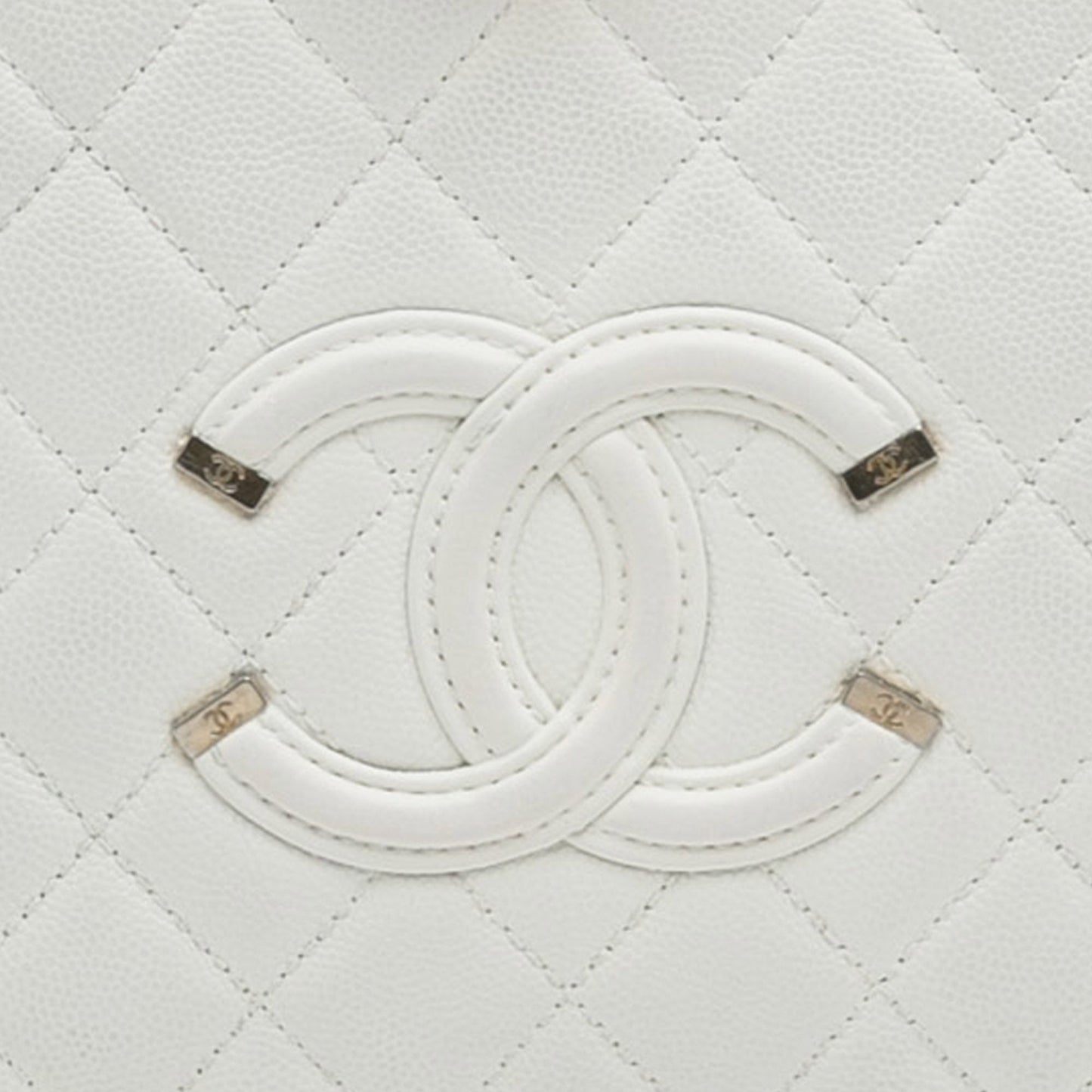 Chanel Sac Medium Caviar Filigree Vanity Case