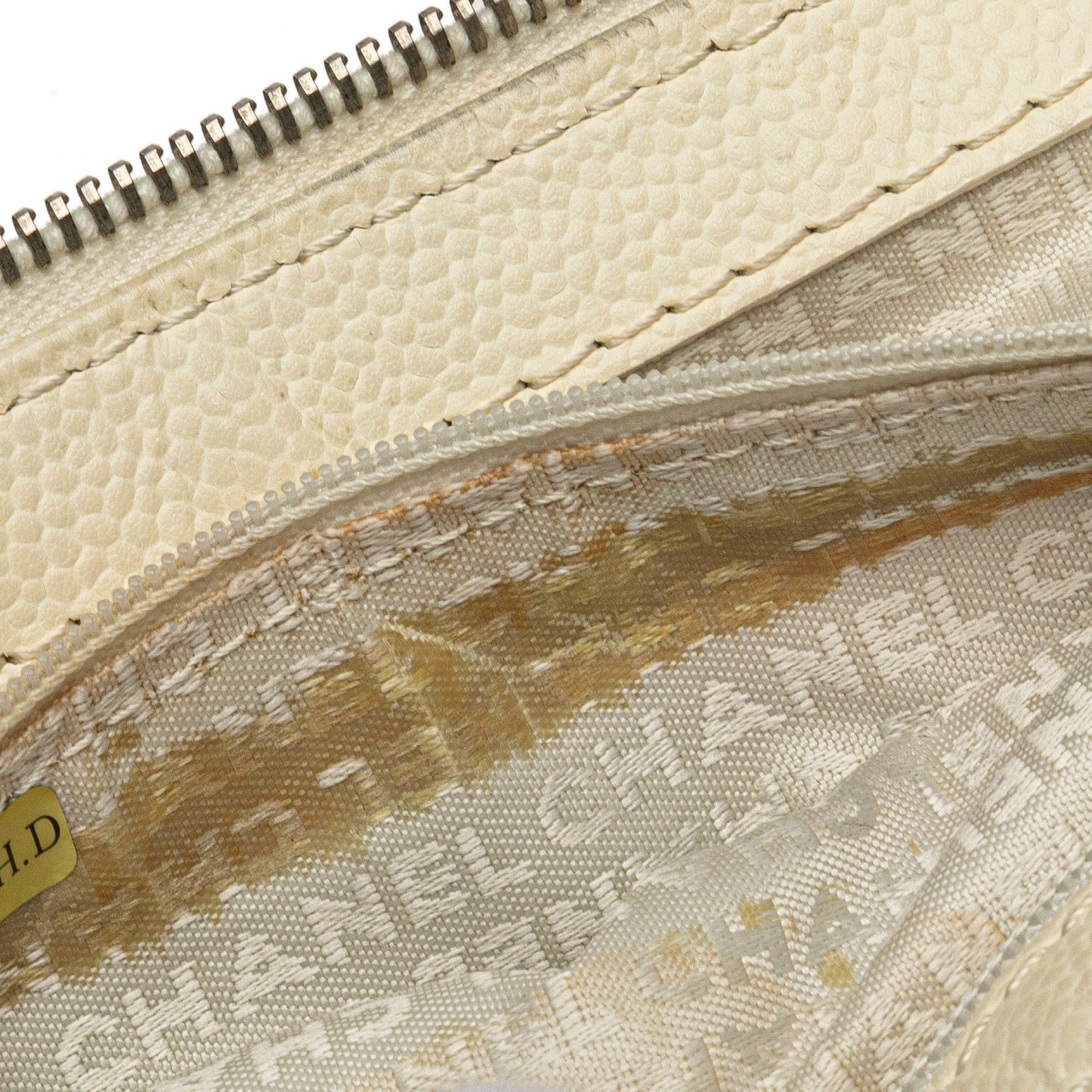 Chanel Sac Caviar Perforated Pulley Shoulder Bag