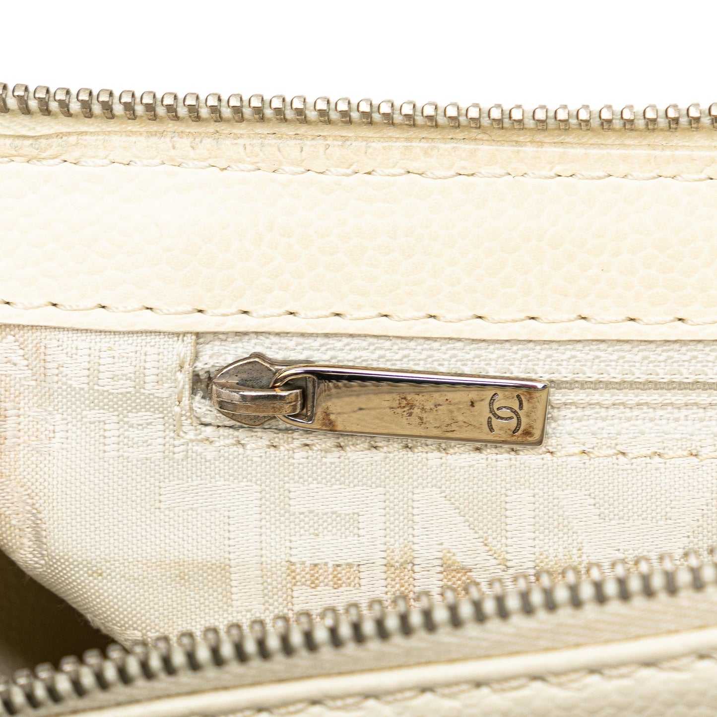 Chanel Sac Caviar Perforated Pulley Shoulder Bag