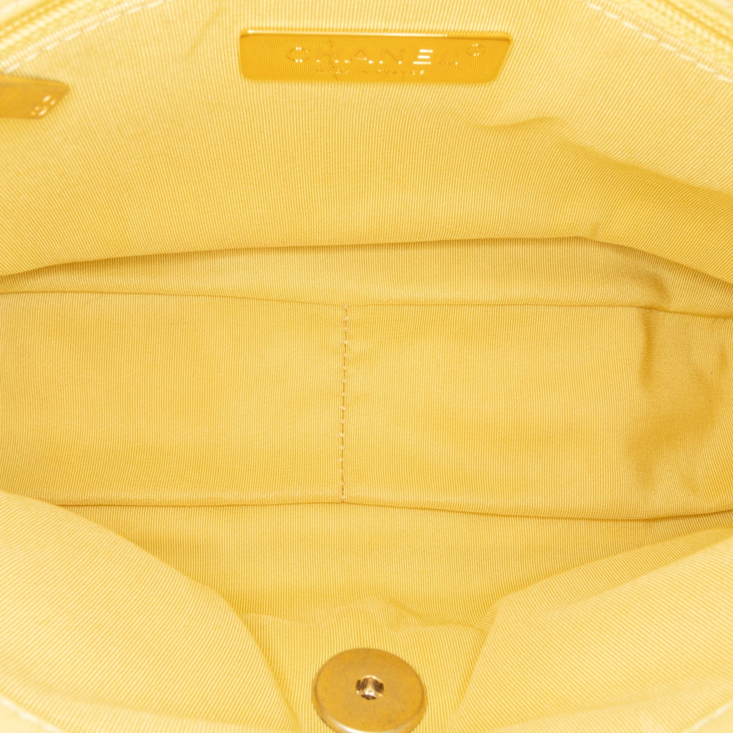 Chanel Sac Medium Lambskin 19 Flap