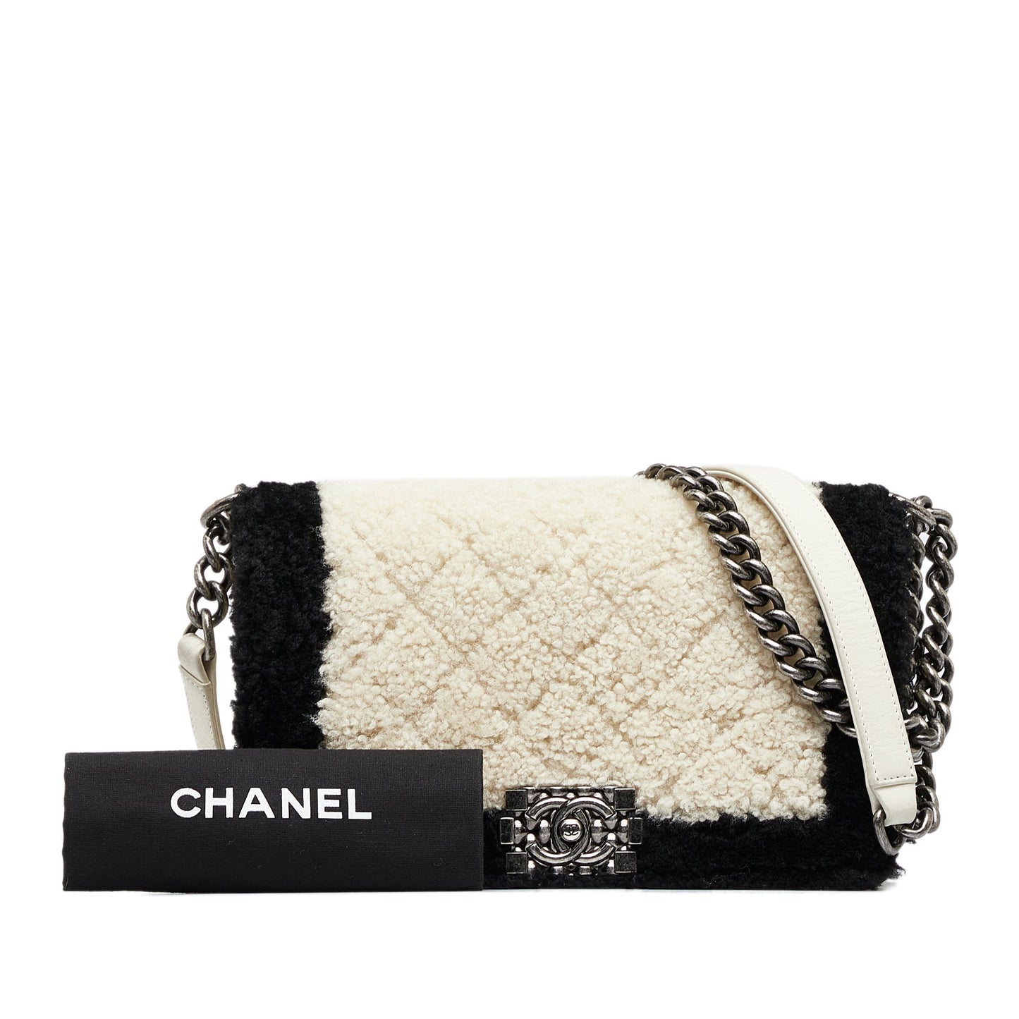 Chanel Sac Medium Shearling Boy Flap