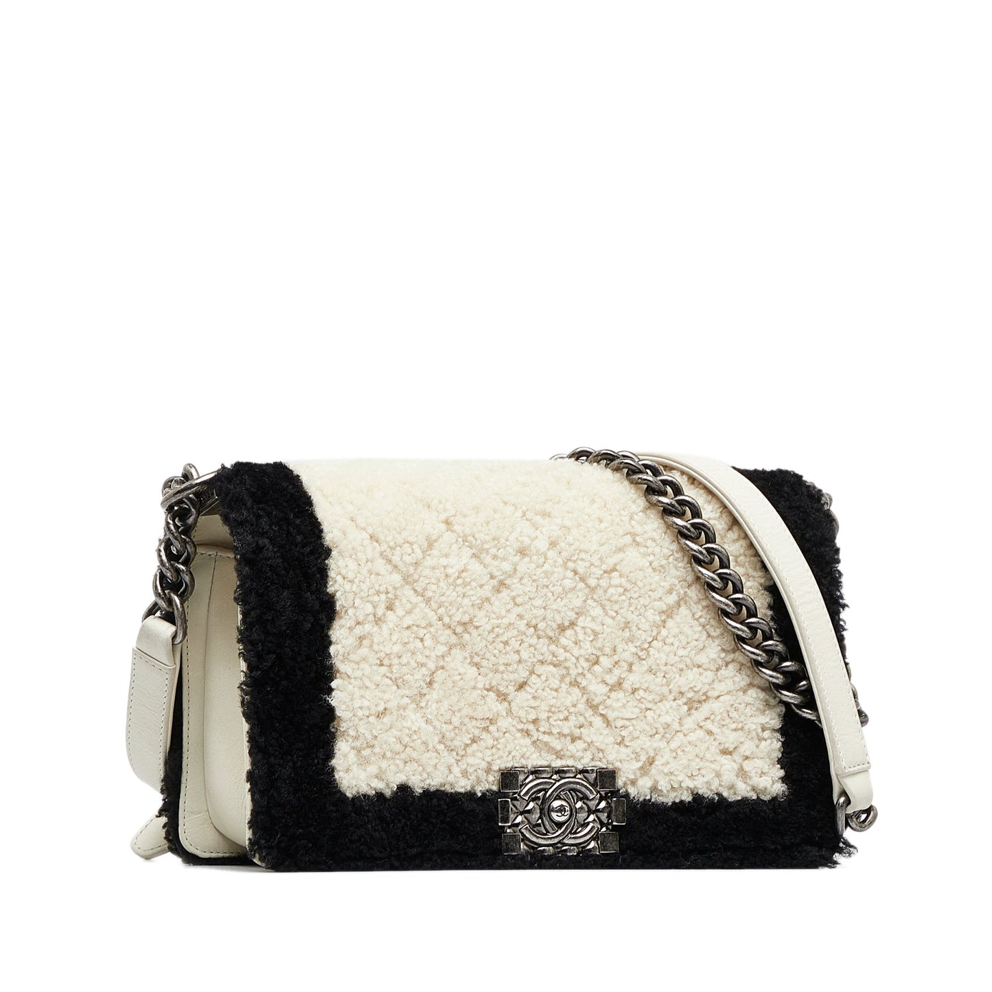 Chanel Sac Medium Shearling Boy Flap