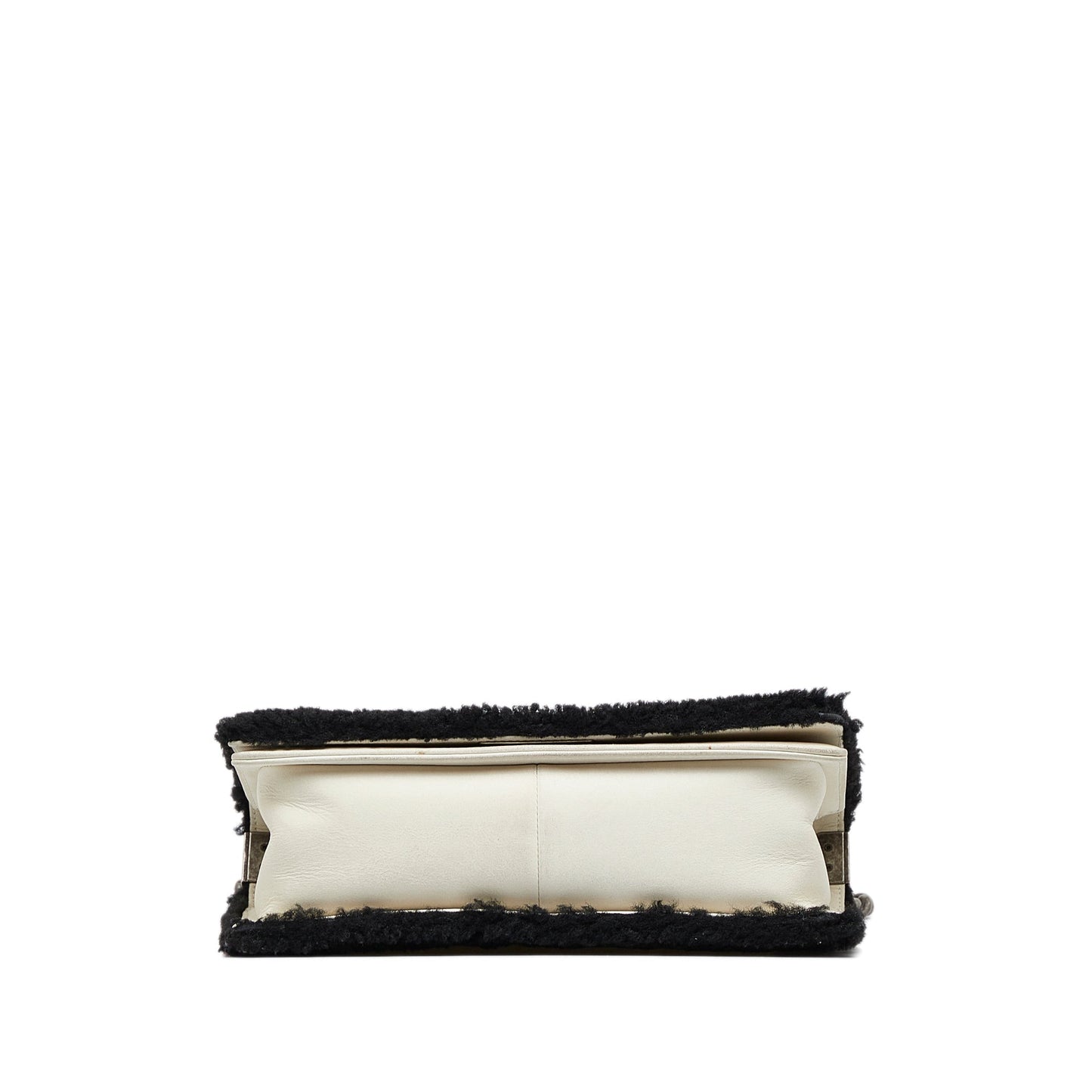 Chanel Sac Medium Shearling Boy Flap