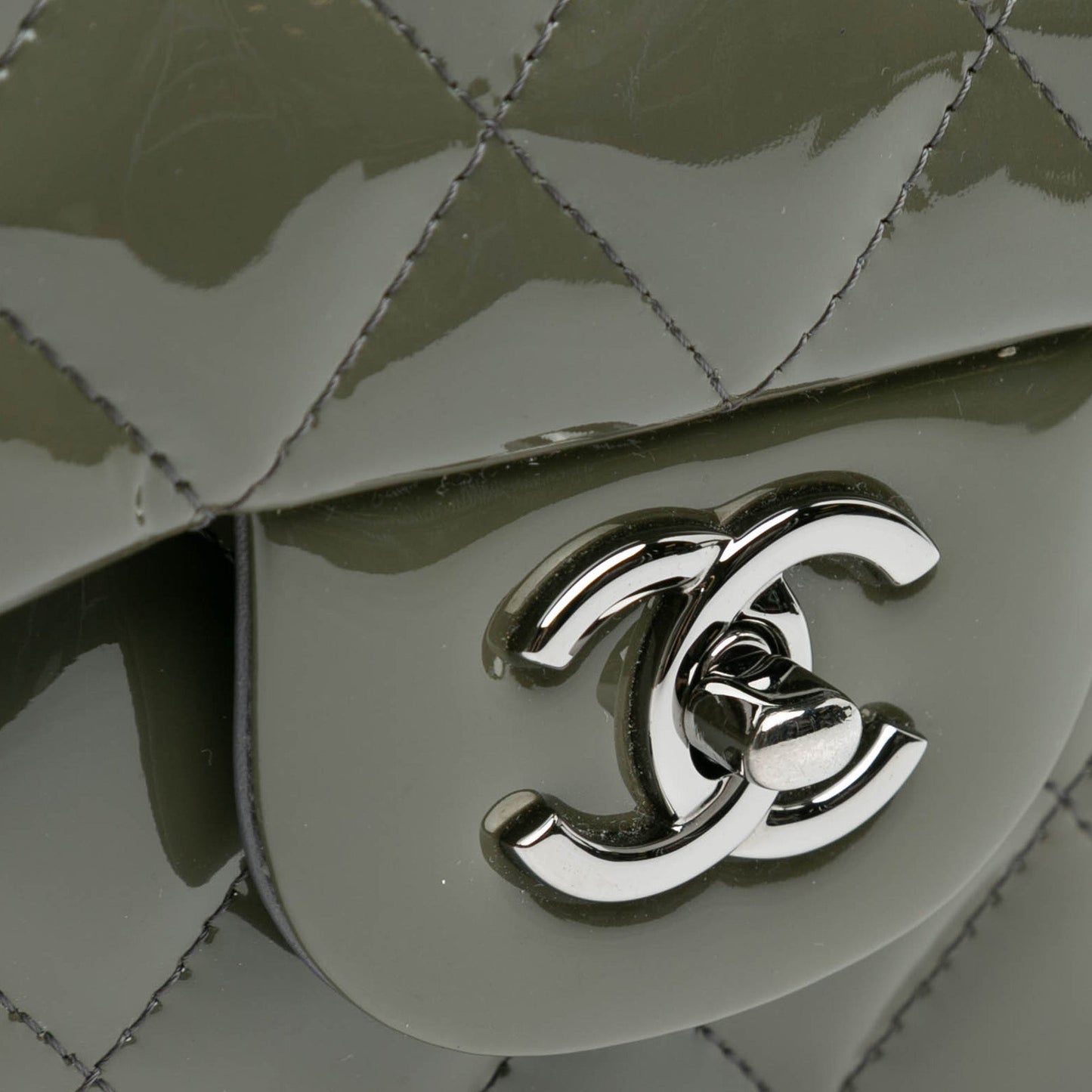 Chanel Sac Jumbo Classic Patent Double Flap