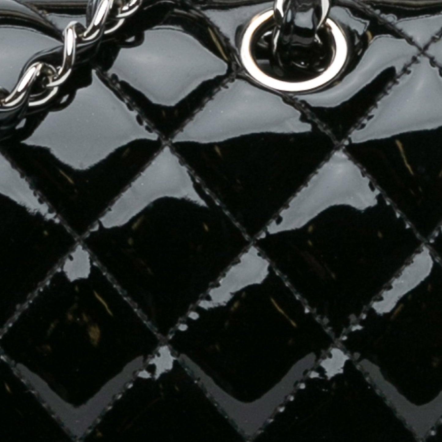 Chanel Sac Medium Classic Patent Double Flap