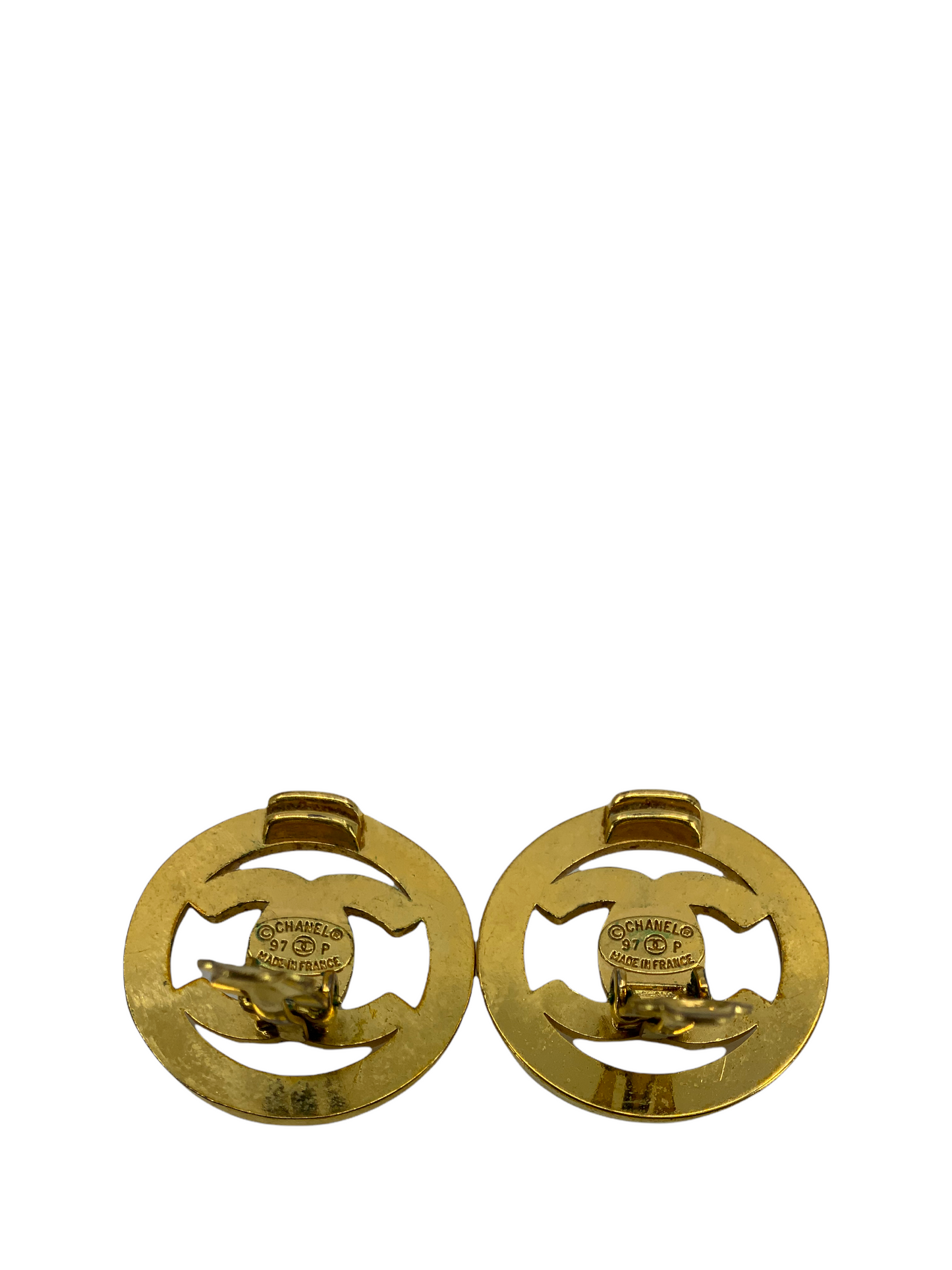 CHANEL Vintage CC Turnlock Logo Round Clip On Earrings