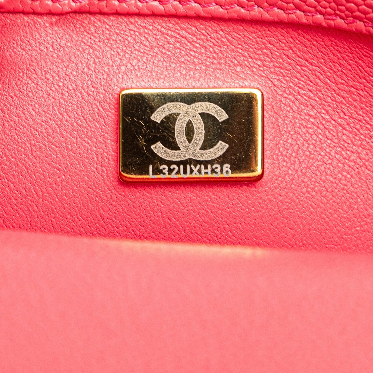 Chanel Sac Mini Quilted Caviar Sweetheart Flap