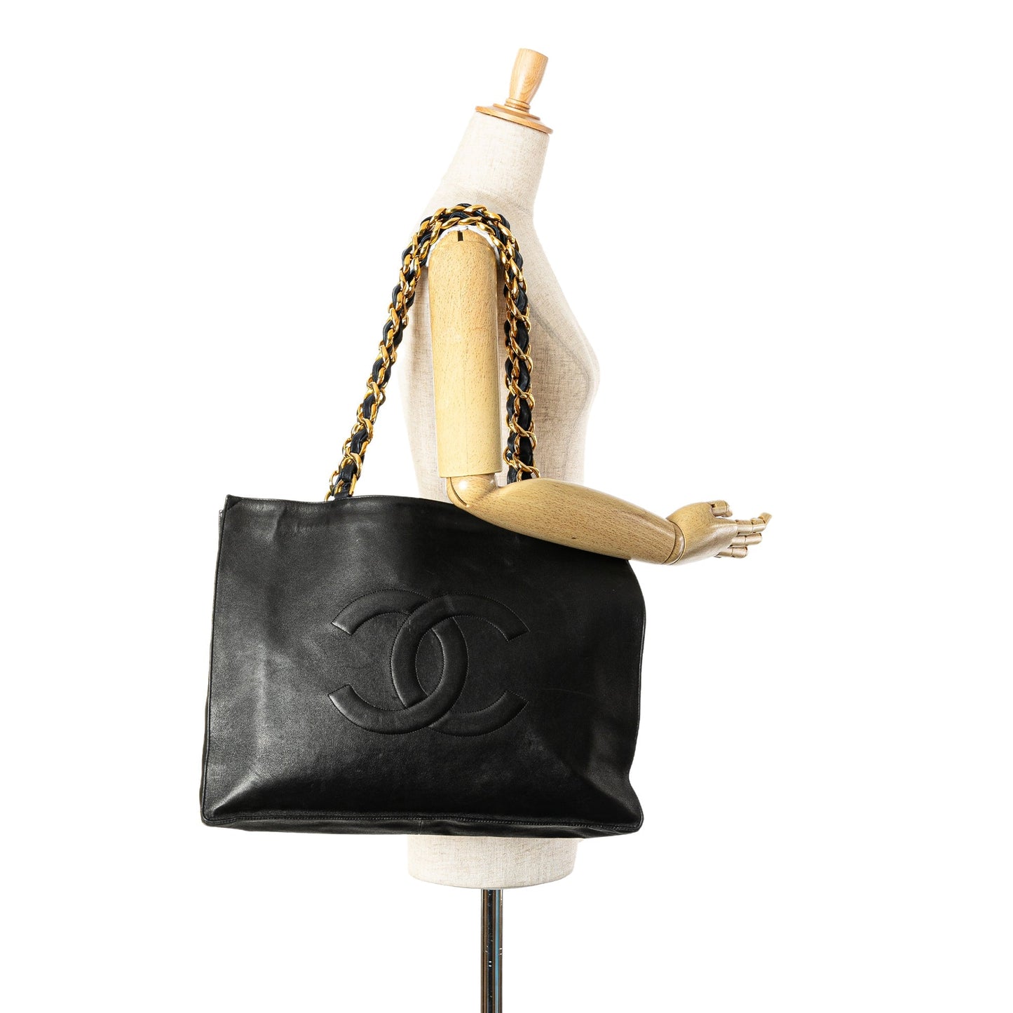 Chanel Sac CC Lambskin XL Tote