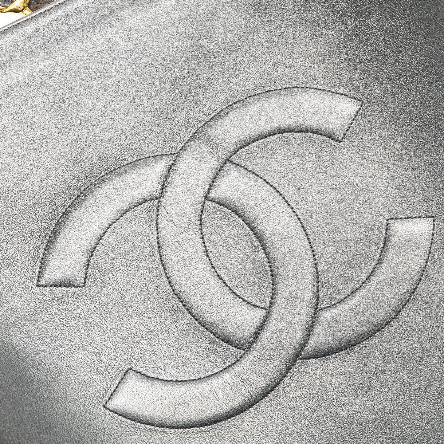 Chanel Sac CC Lambskin XL Tote