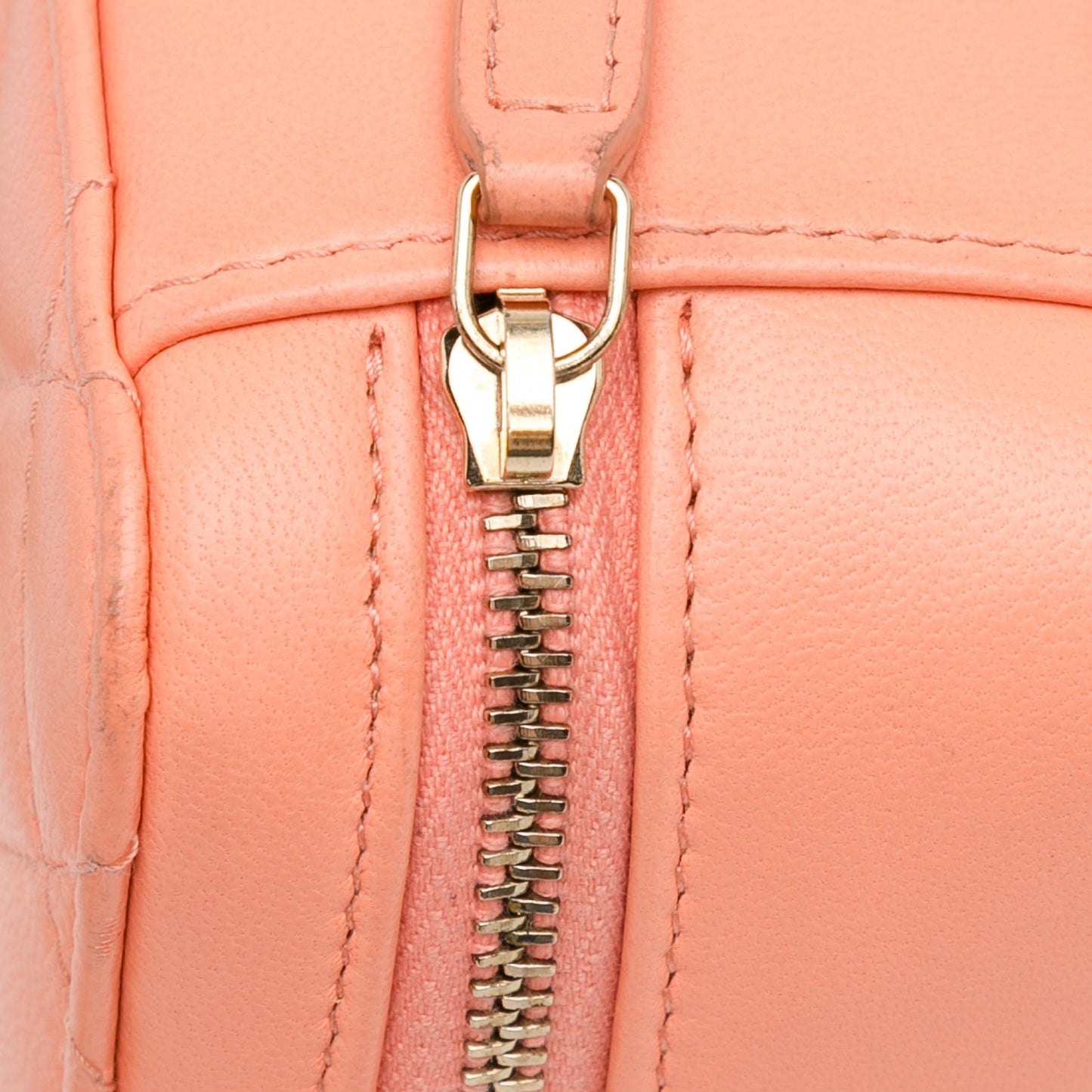 Chanel Sac CC Quilted Lambskin Pearl Crush Camera Bag