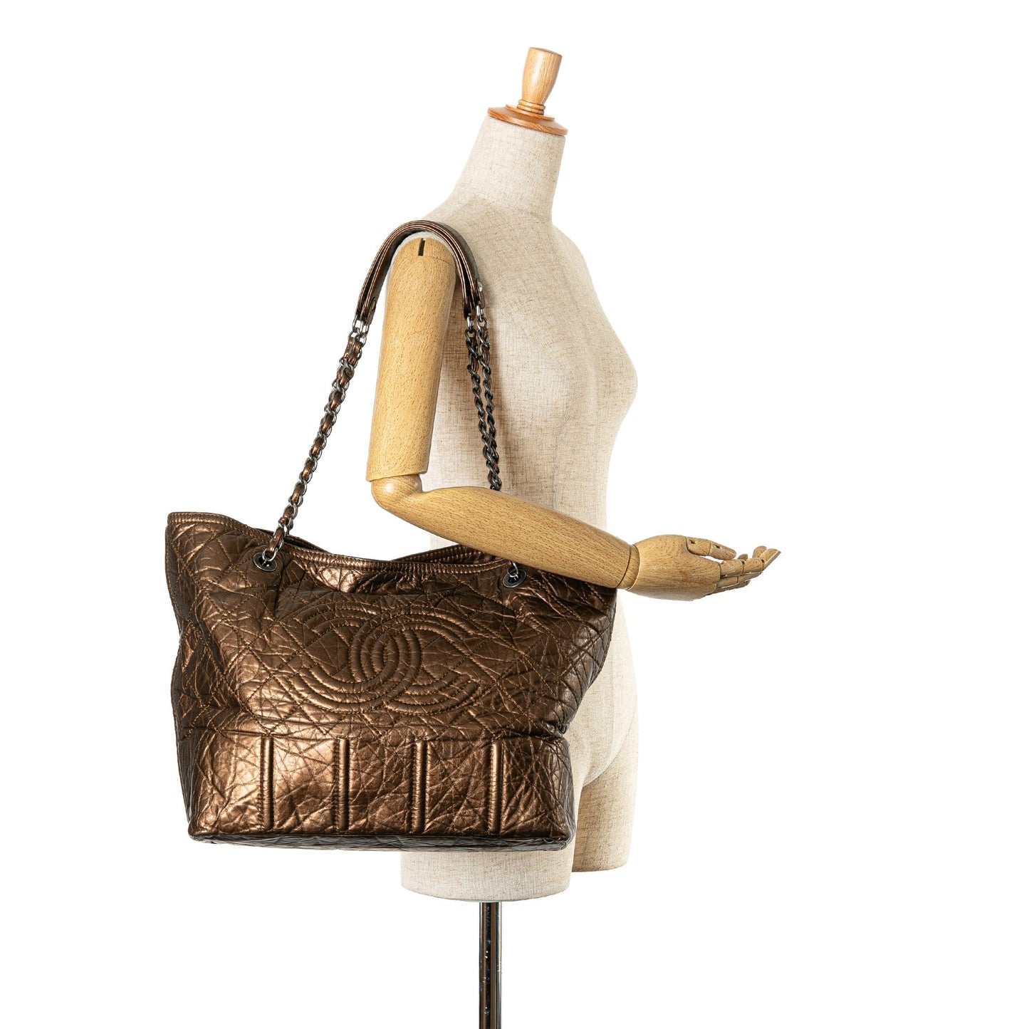 Chanel Sac Distressed Calfskin Shopping In Moscow Tote