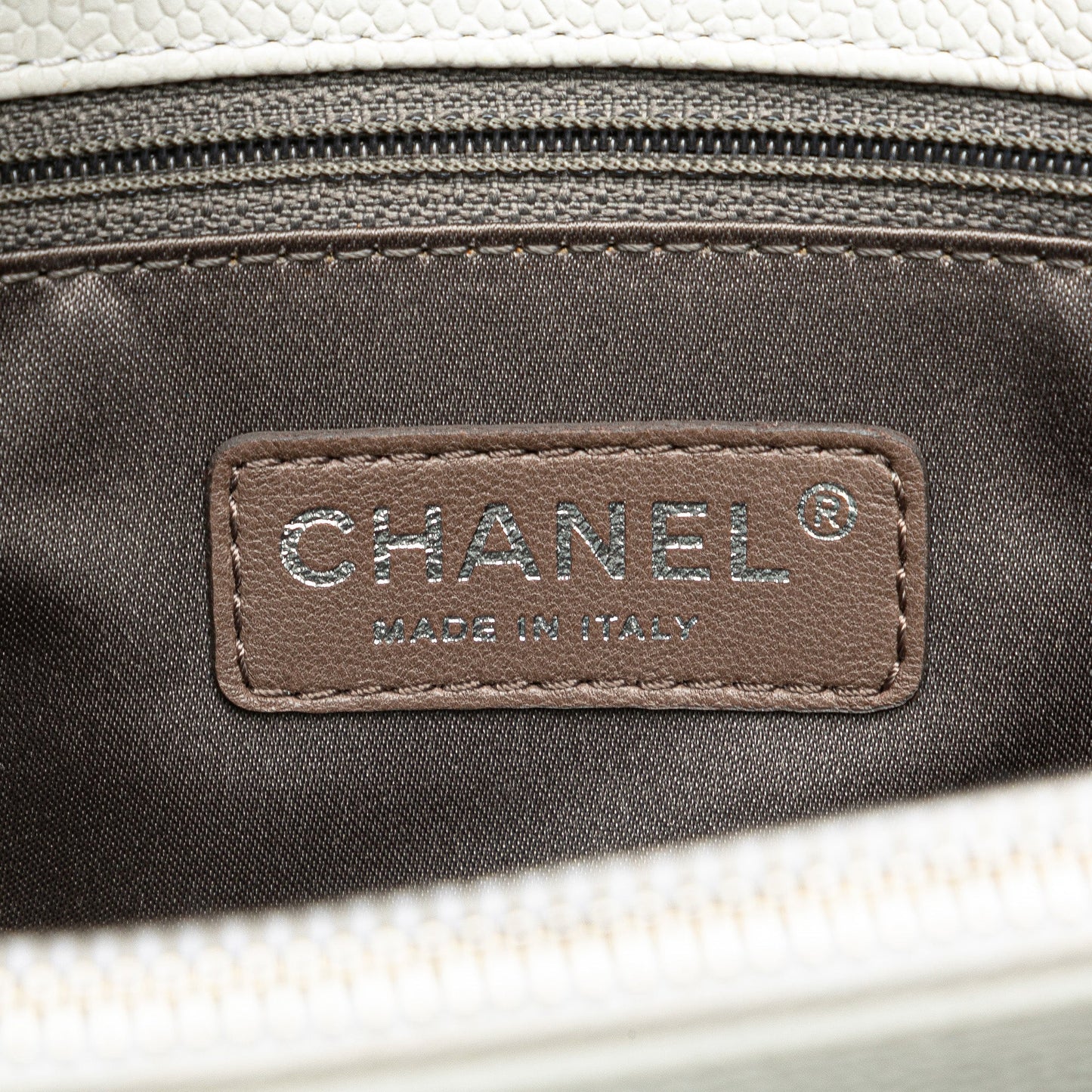 Chanel Sac Caviar Grand Shopping Tote