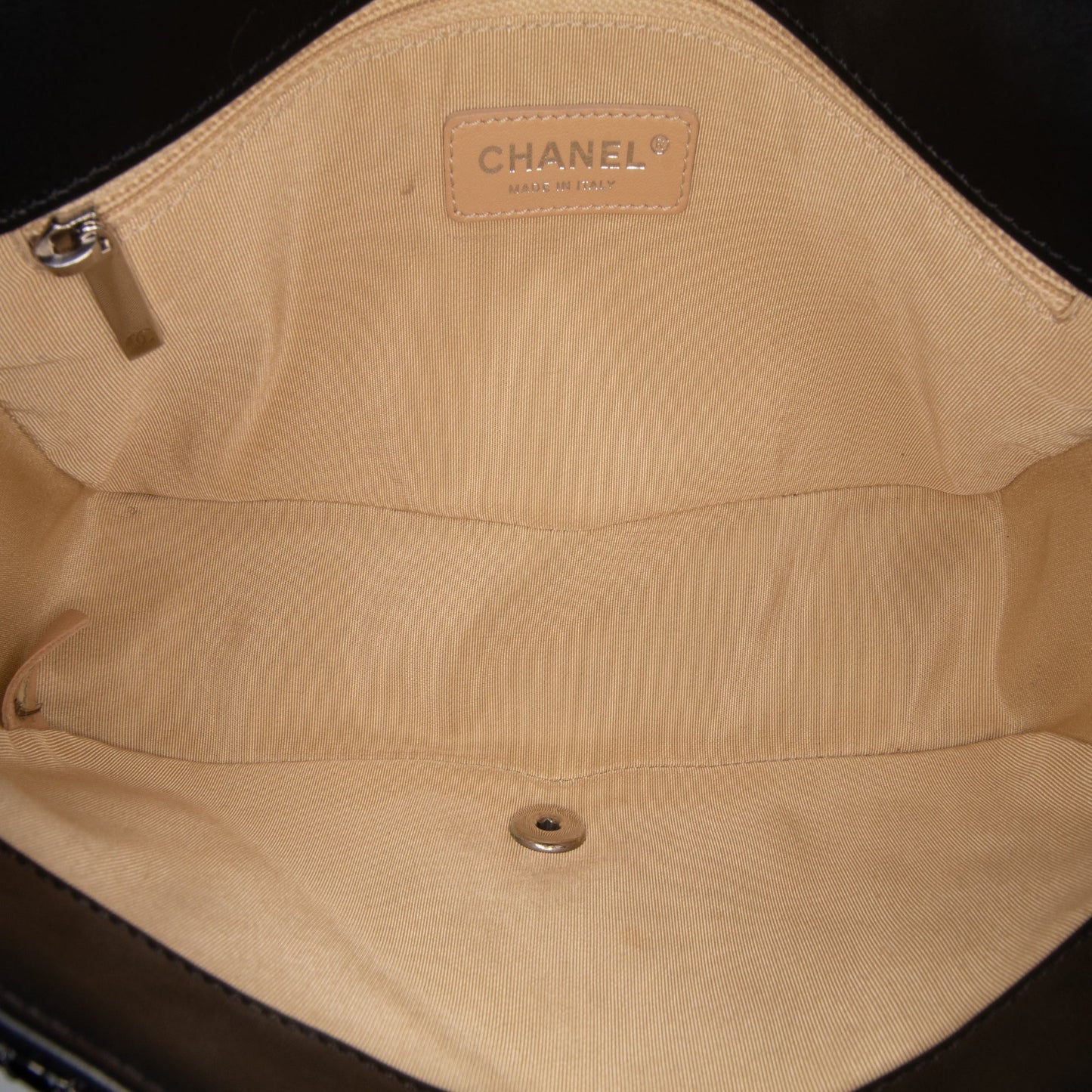 Chanel Sac Medium Patent Coco Boy Flap