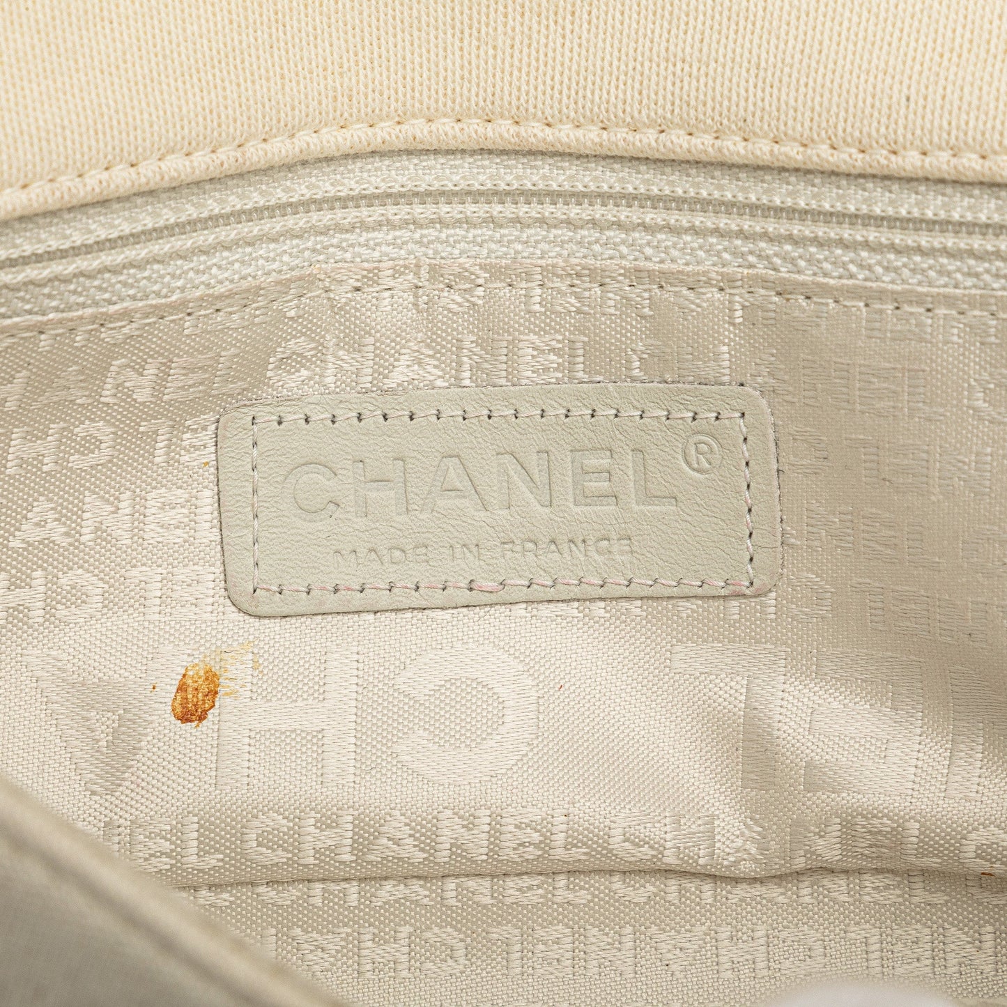 Chanel Sac CC Jersey Pyramid Stud Flap