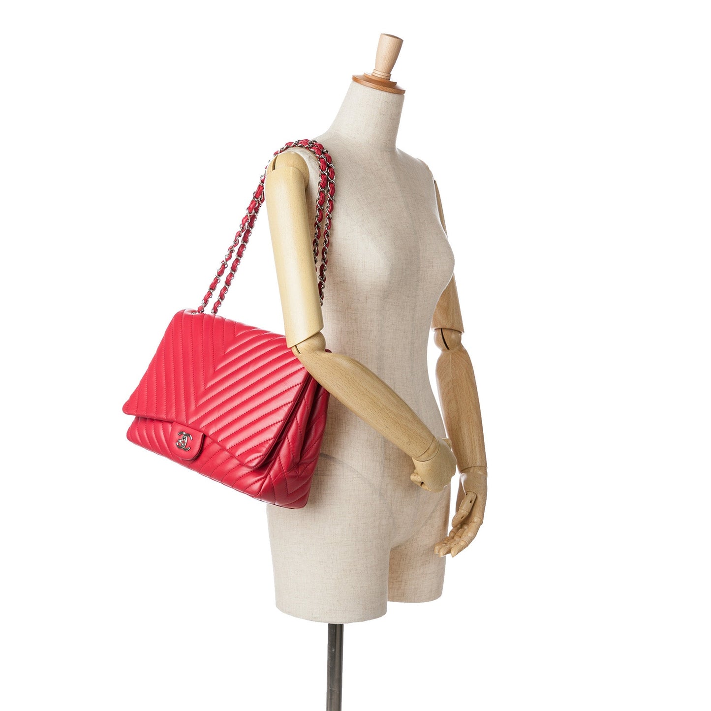 Chanel Sac Maxi Classic Chevron Lambskin Single Flap