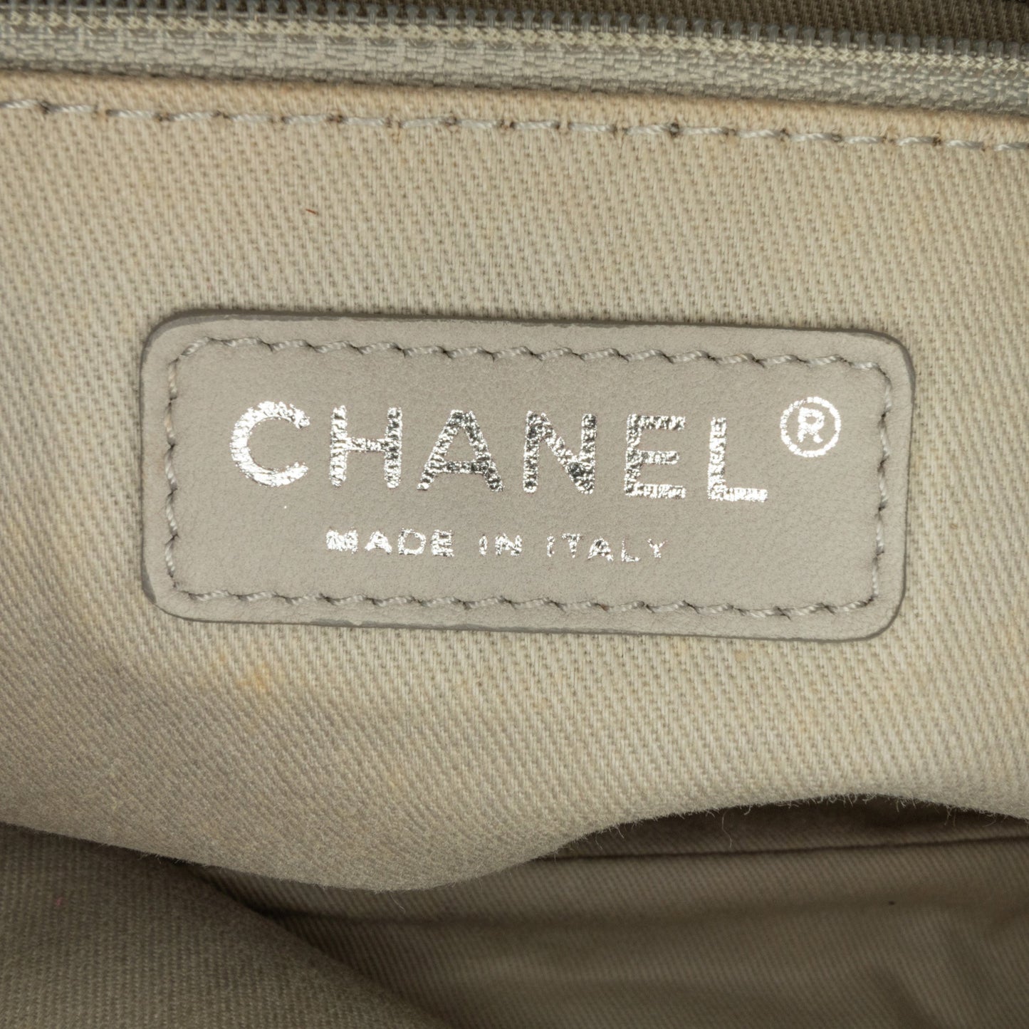Chanel Sac Quilted Calfskin Easy Zip Flap